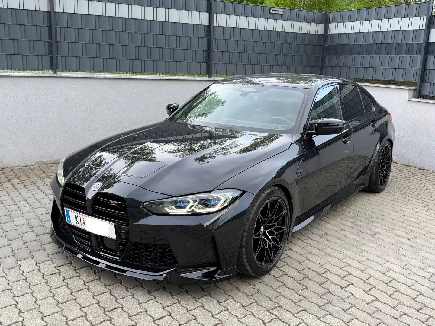BMW M3 M3 Competition Aut. Schwarz - 2