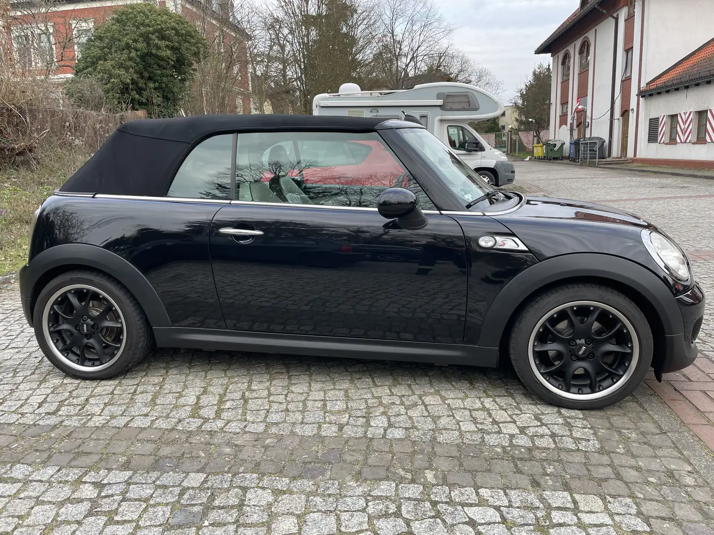 MINI Cooper SD Cabrio Cooper SD Noir - 1