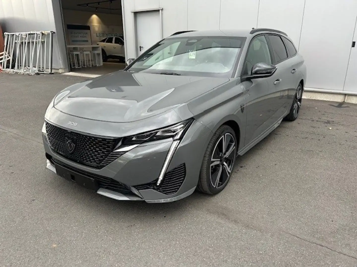 Peugeot 308 SW Hybrid 136 e-DCS6 GT Gris - 1