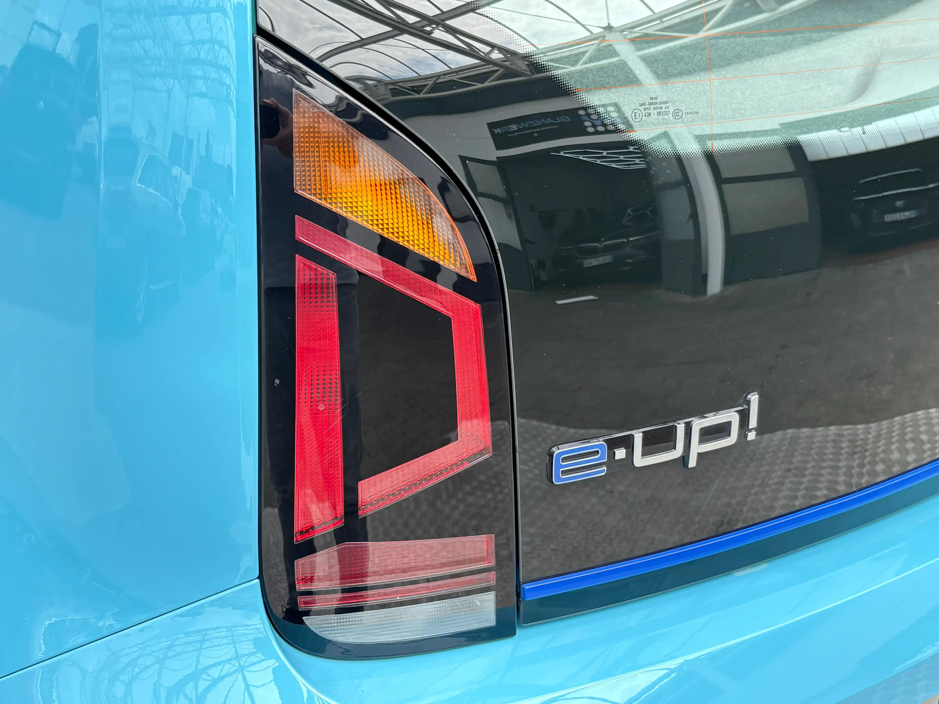 Volkswagen e-up! KLIMAAUTOMATIK*SITZHEIZUNG*1.HAND*ALLWETTER* — photo 9