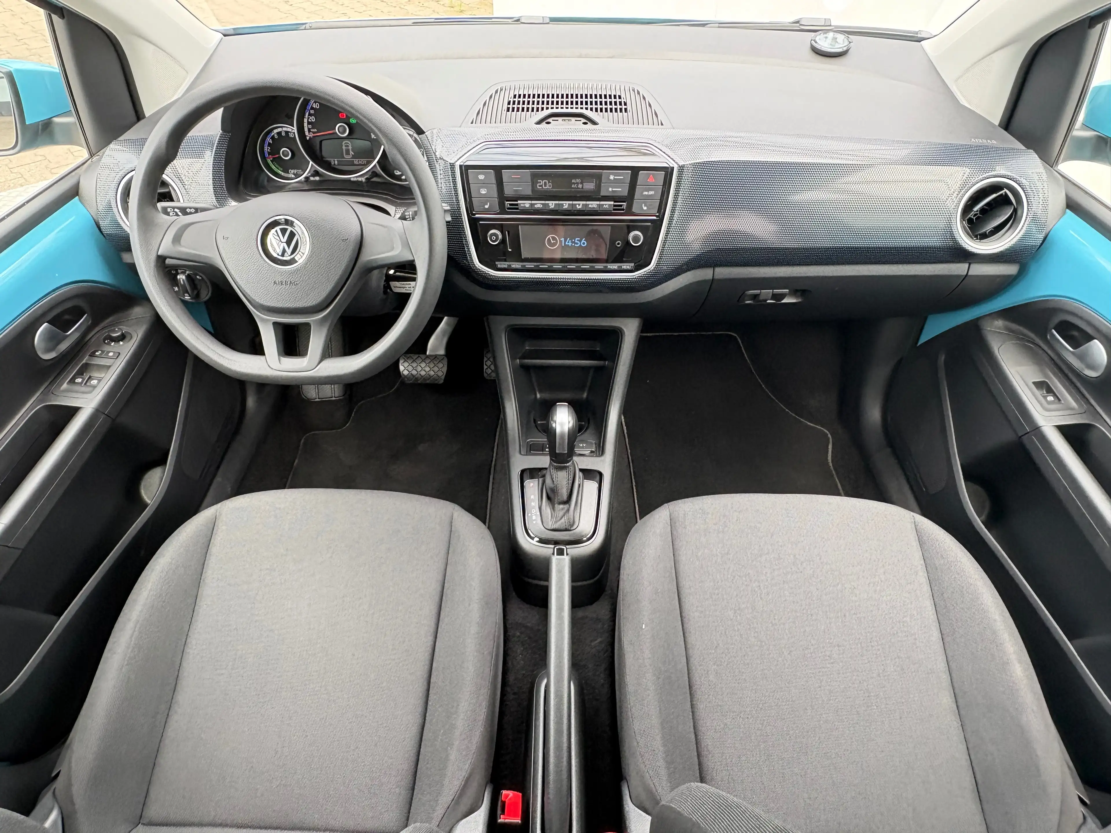 Volkswagen e-up! KLIMAAUTOMATIK*SITZHEIZUNG*1.HAND*ALLWETTER* — photo 15