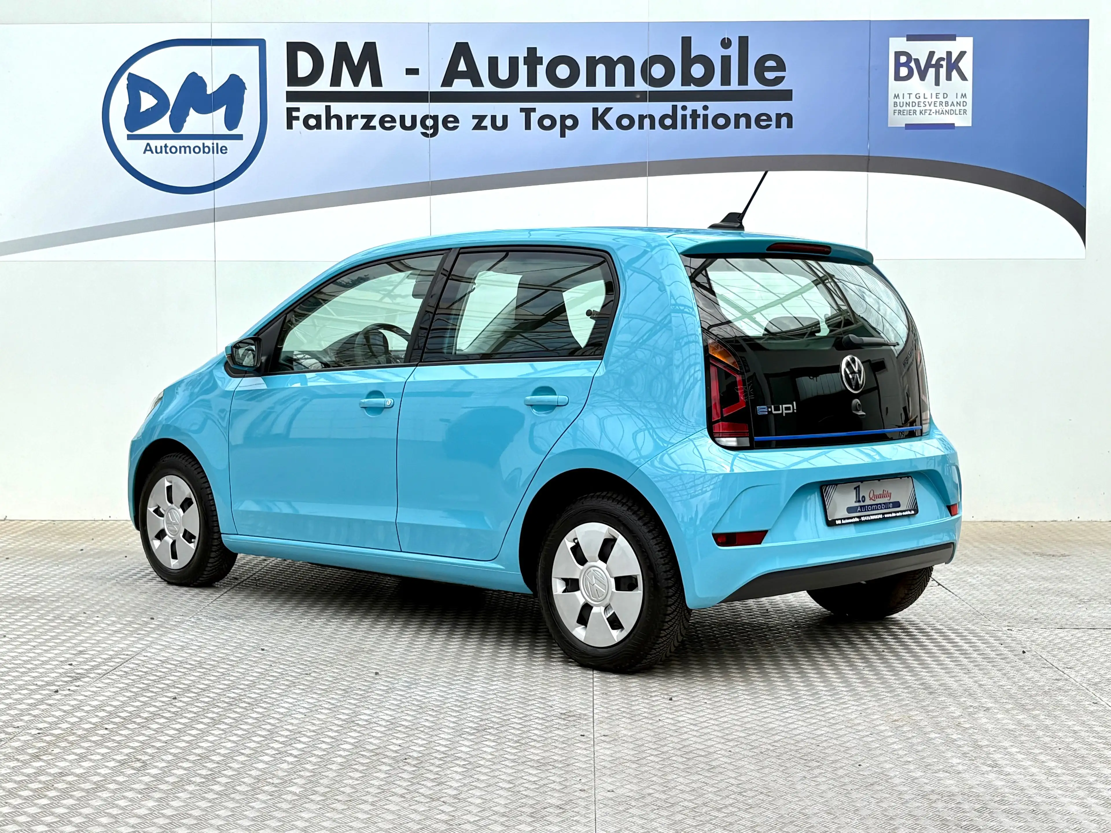 Volkswagen e-up! KLIMAAUTOMATIK*SITZHEIZUNG*1.HAND*ALLWETTER* — photo 6