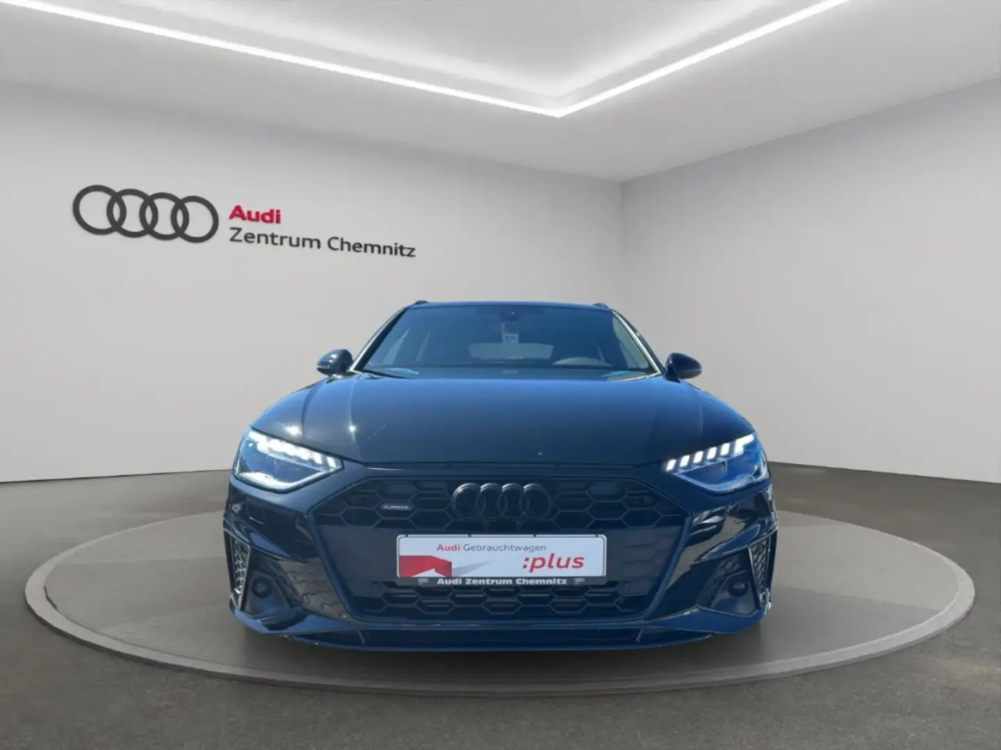 Audi A4 Avant 45 TFSI S tr. qu. LINE COMPETITION Schwarz - 2
