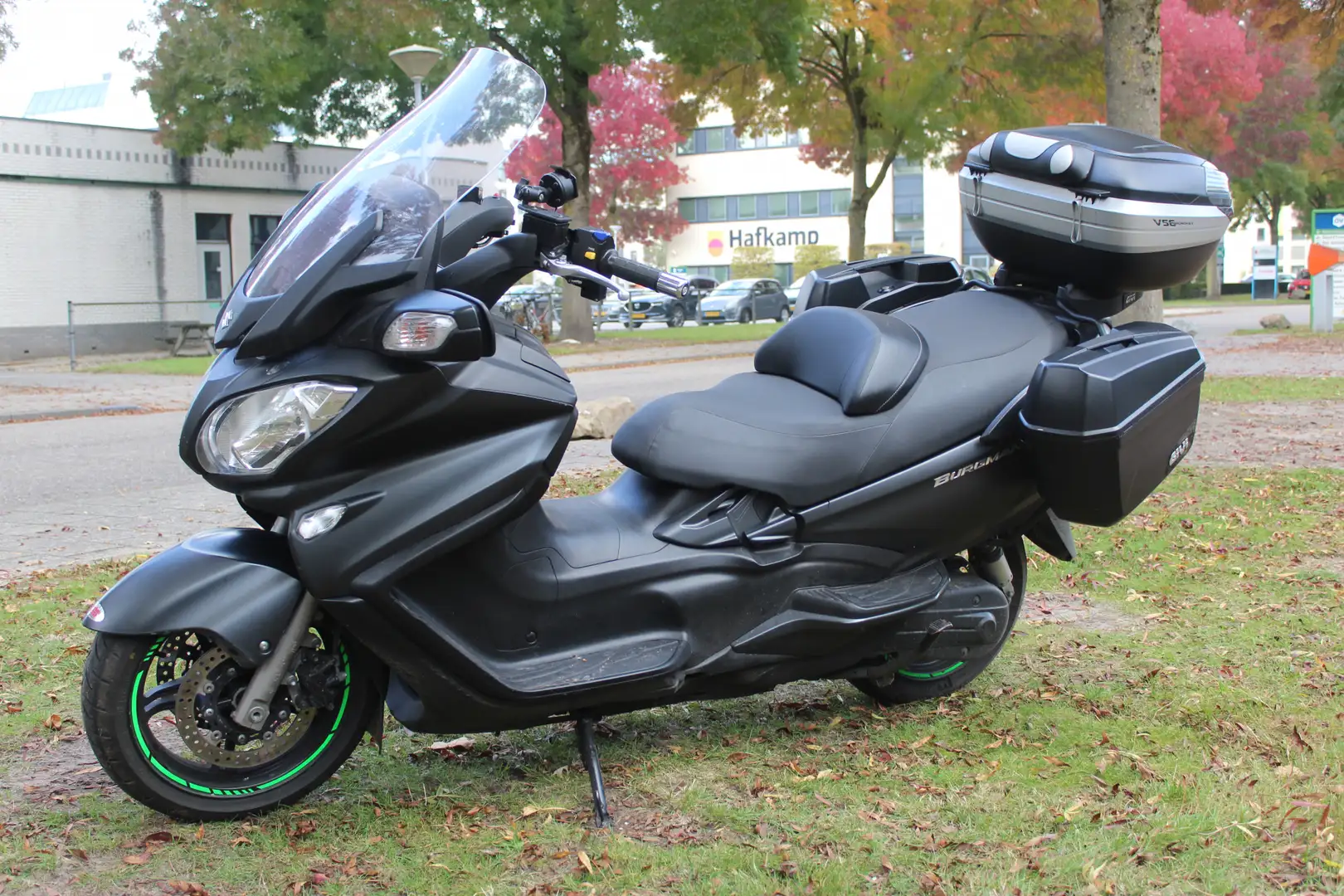 Suzuki Burgman 650 AN650Z Burgman scooter Zwart - 2