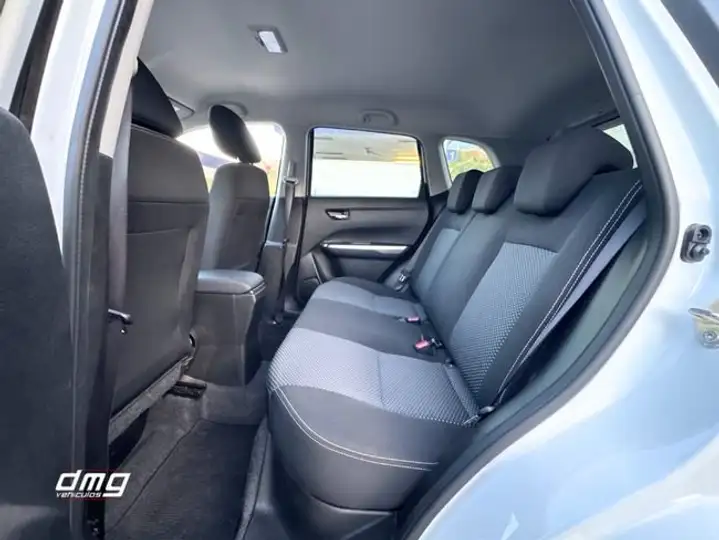 Suzuki Vitara 2026, foto 8