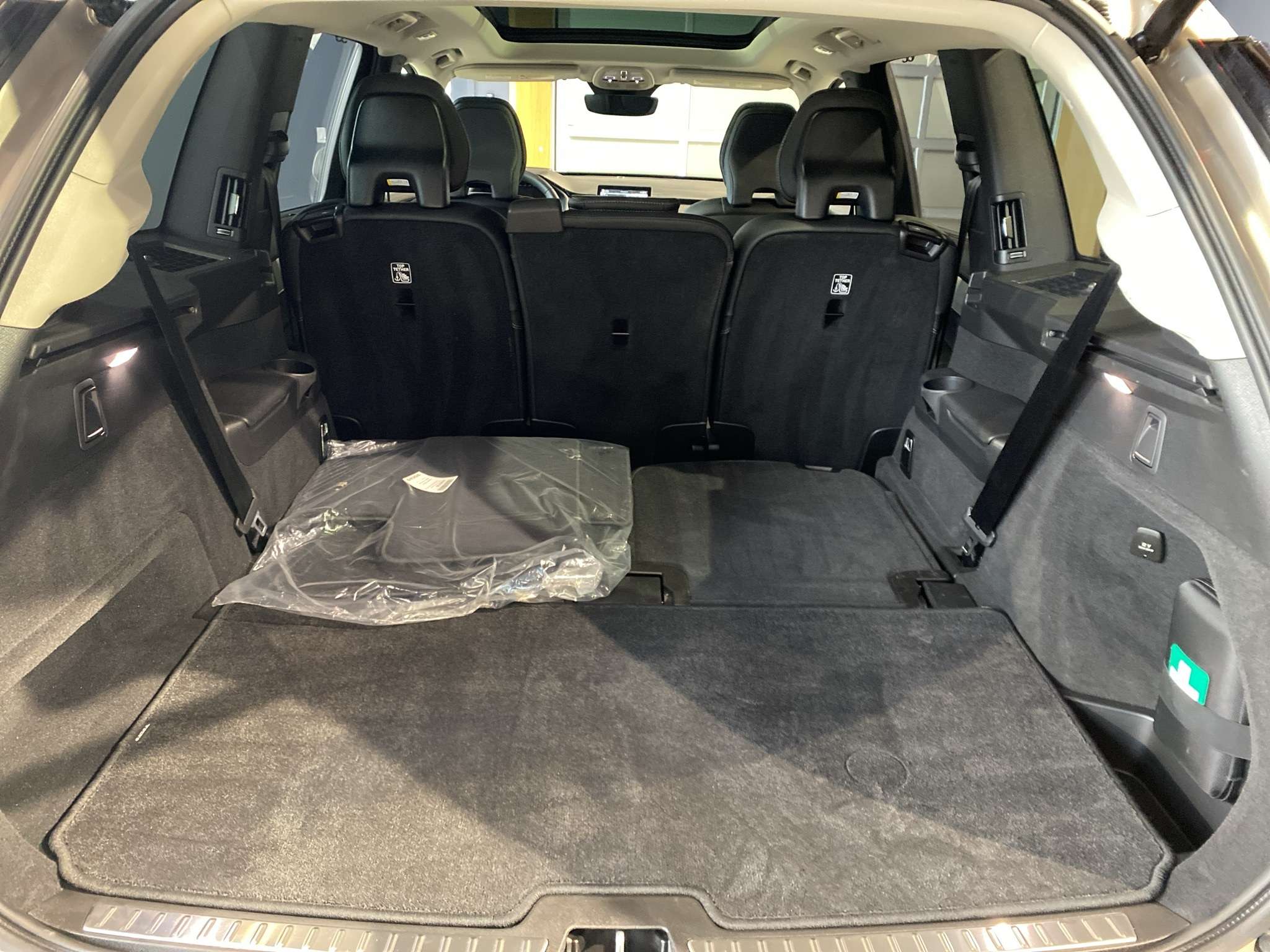 2026 Volvo XC90 B6 AWD Ultra Bright Theme 7-Seater thumb 21