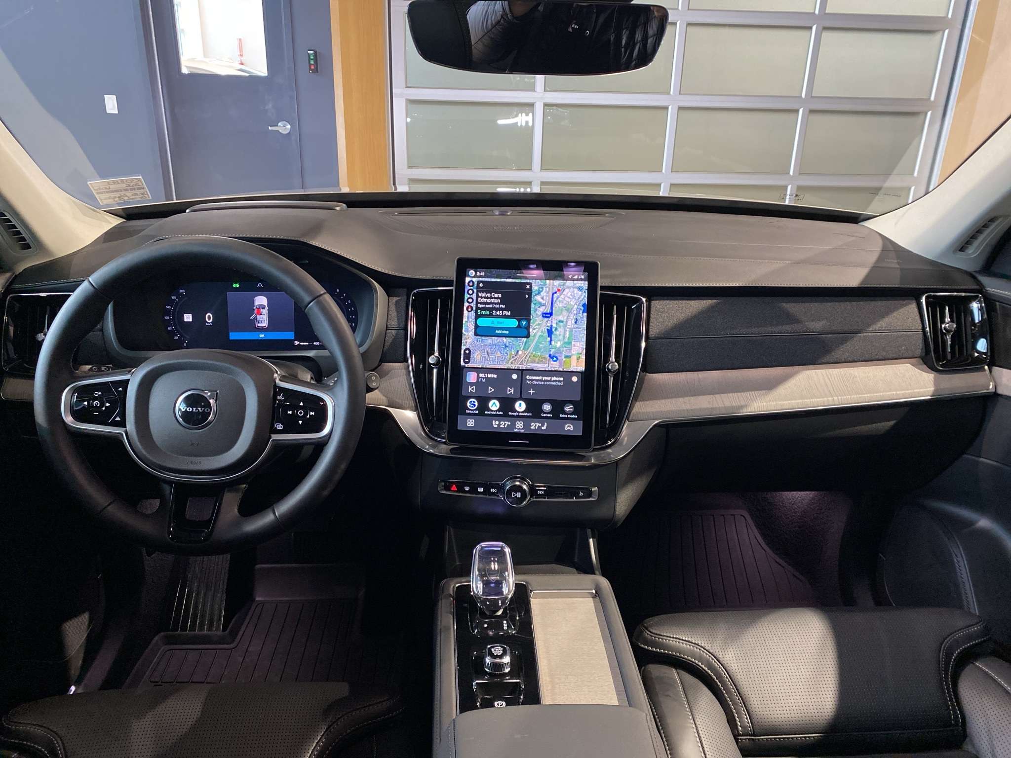 2026 Volvo XC90 B6 AWD Ultra Bright Theme 7-Seater thumb 11