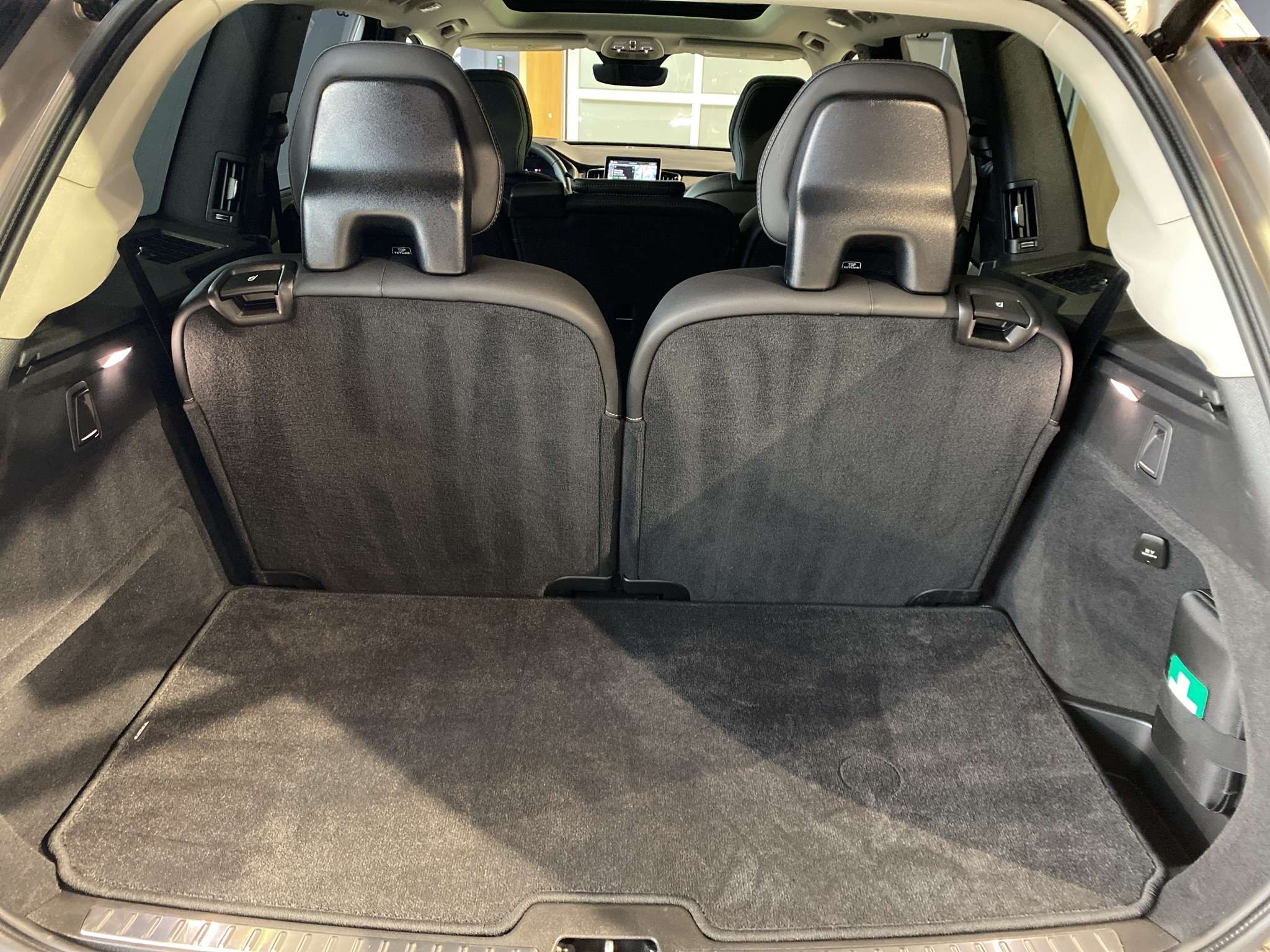 2026 Volvo XC90 B6 AWD Ultra Bright Theme 7-Seater thumb 22