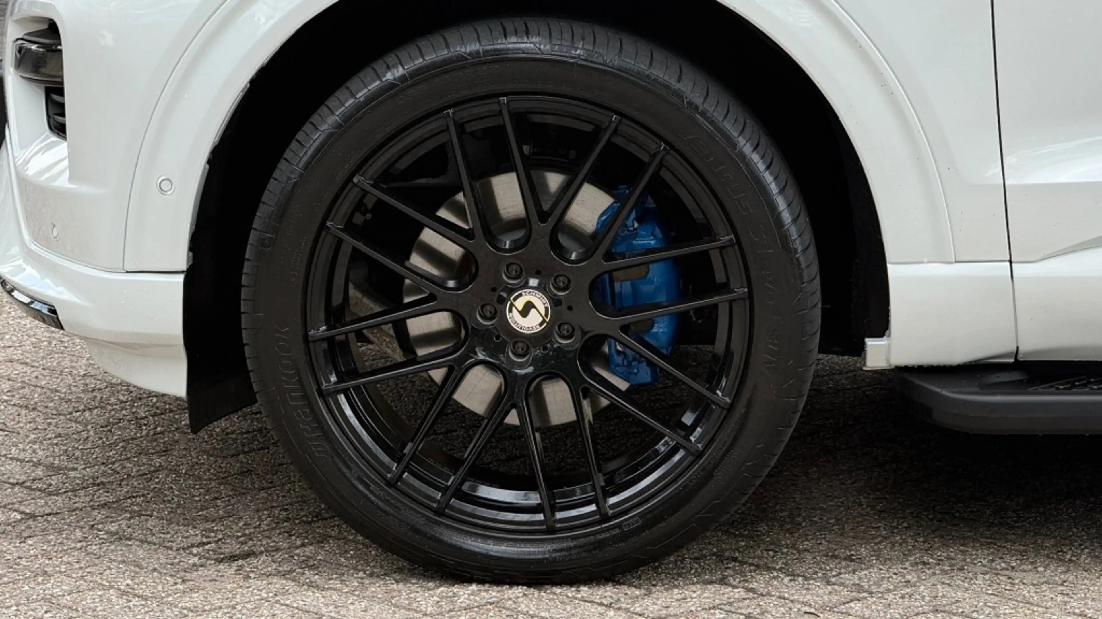 Ford Explorer 3.0 V6 EB PHEV ST-LINE / FULL WHITE EDITION / 20in — photo 10