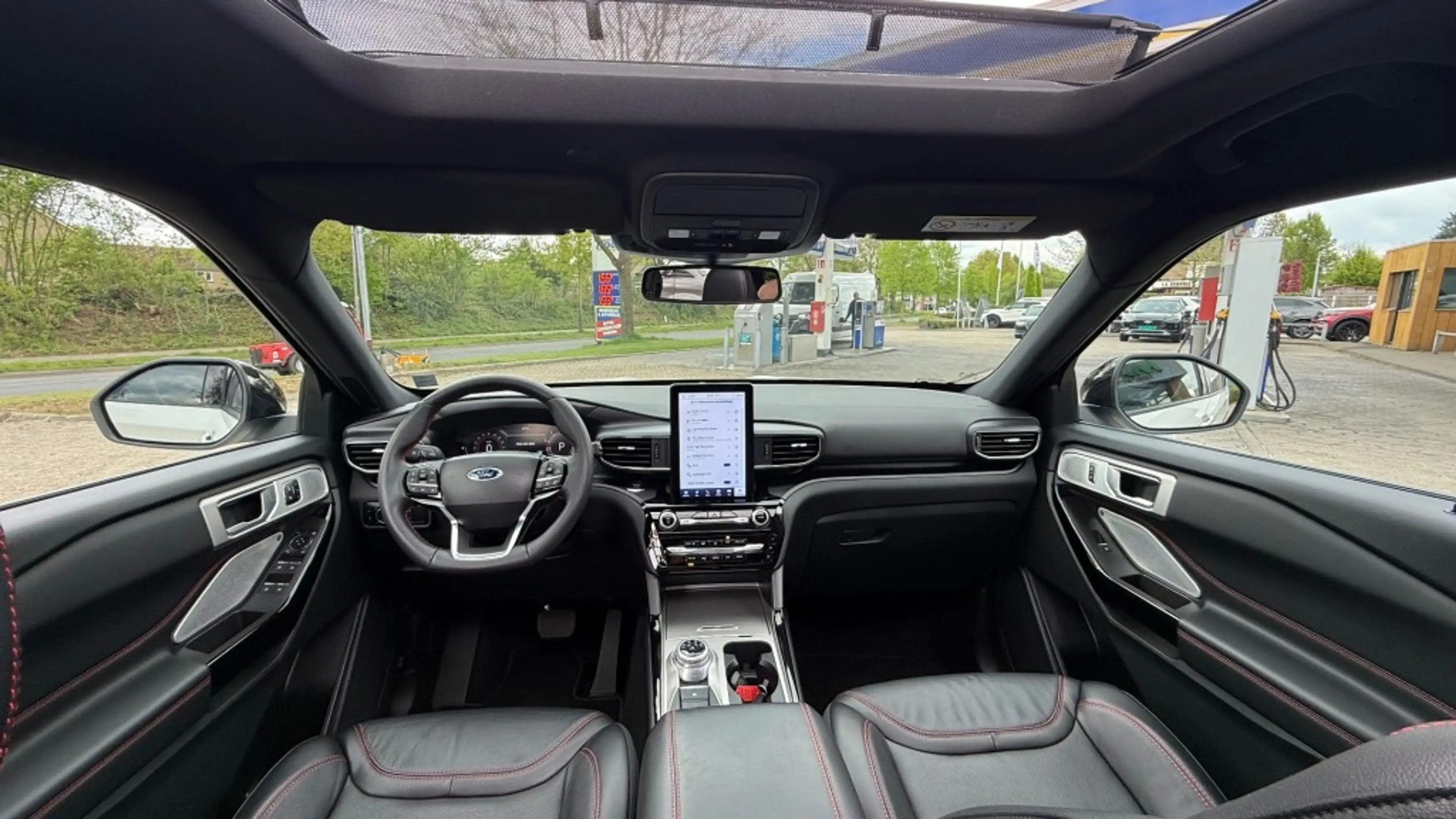 Ford Explorer 3.0 V6 EB PHEV ST-LINE / FULL WHITE EDITION / 20in — photo 7