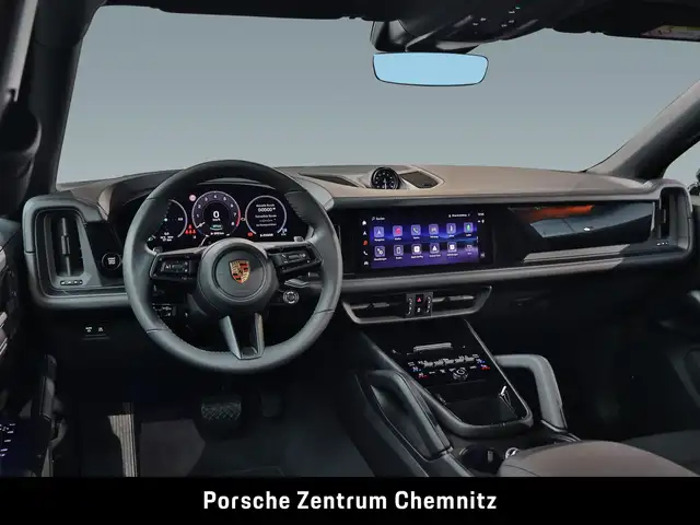 Porsche Cayenne view 7