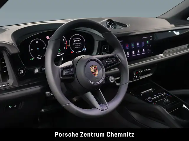 Porsche Cayenne view 11