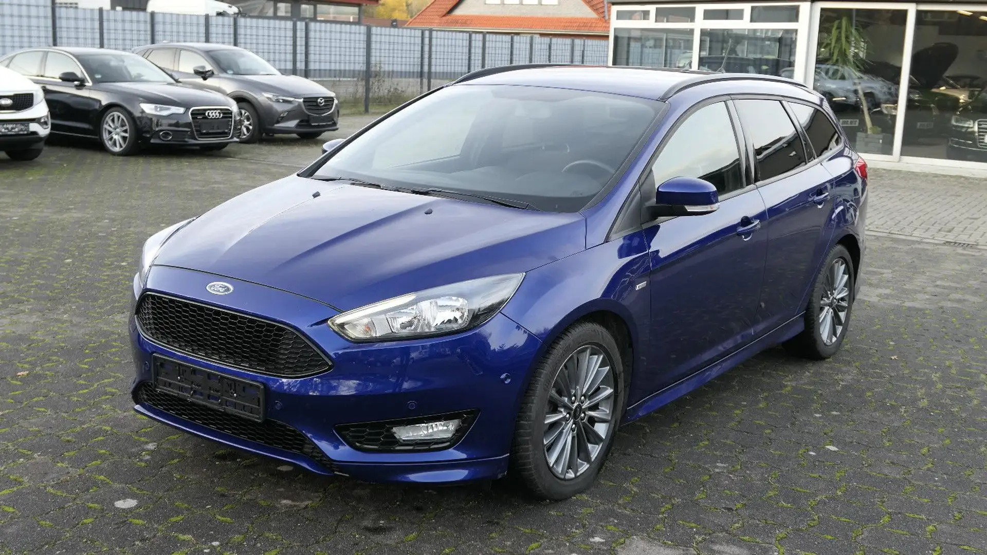 Ford Focus Turnier ST-Line/Euro6 Blauw - 1