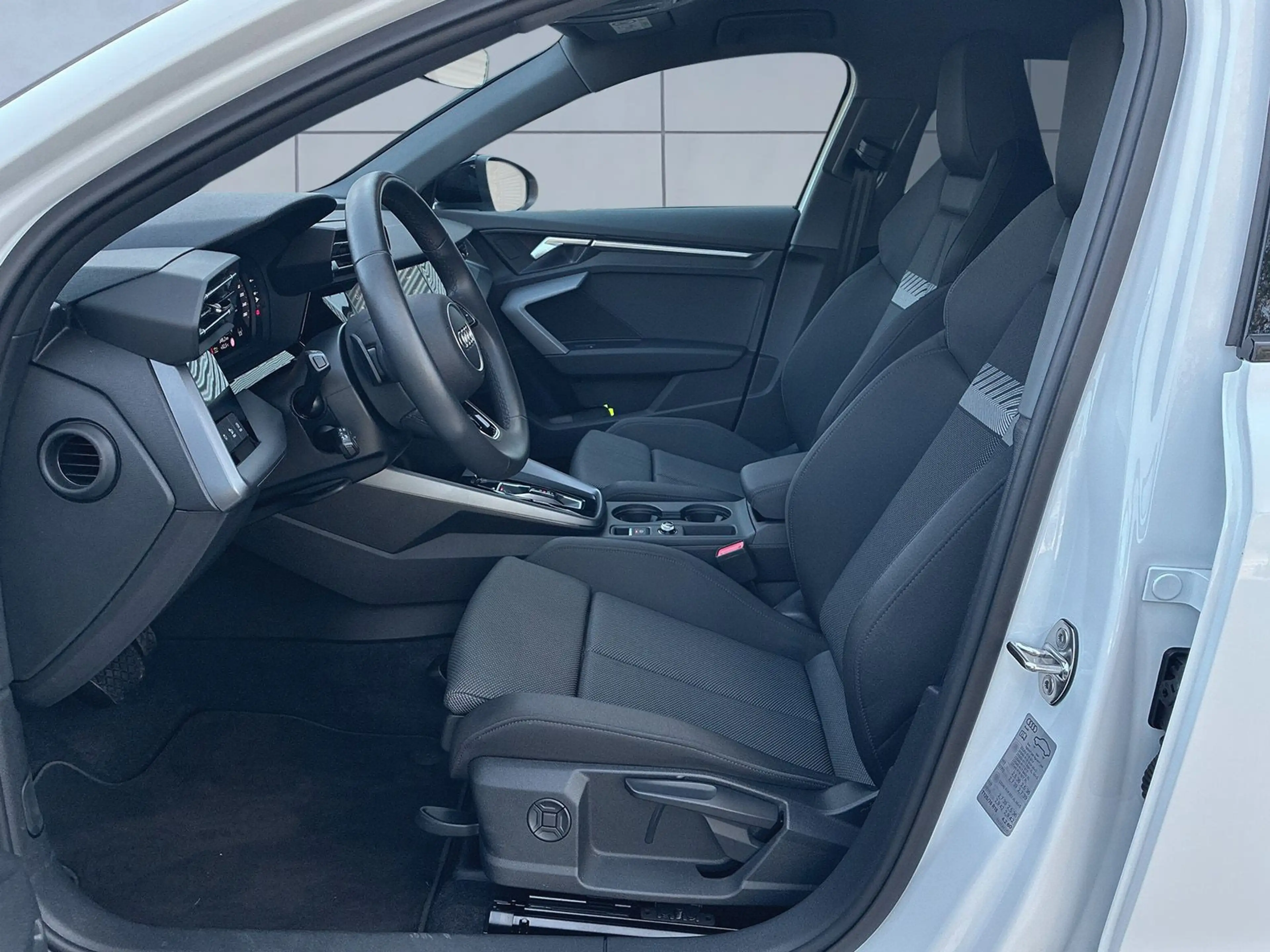 Audi A3 Advanced 35 TFSI 110(150) kW(PS) S — photo 9