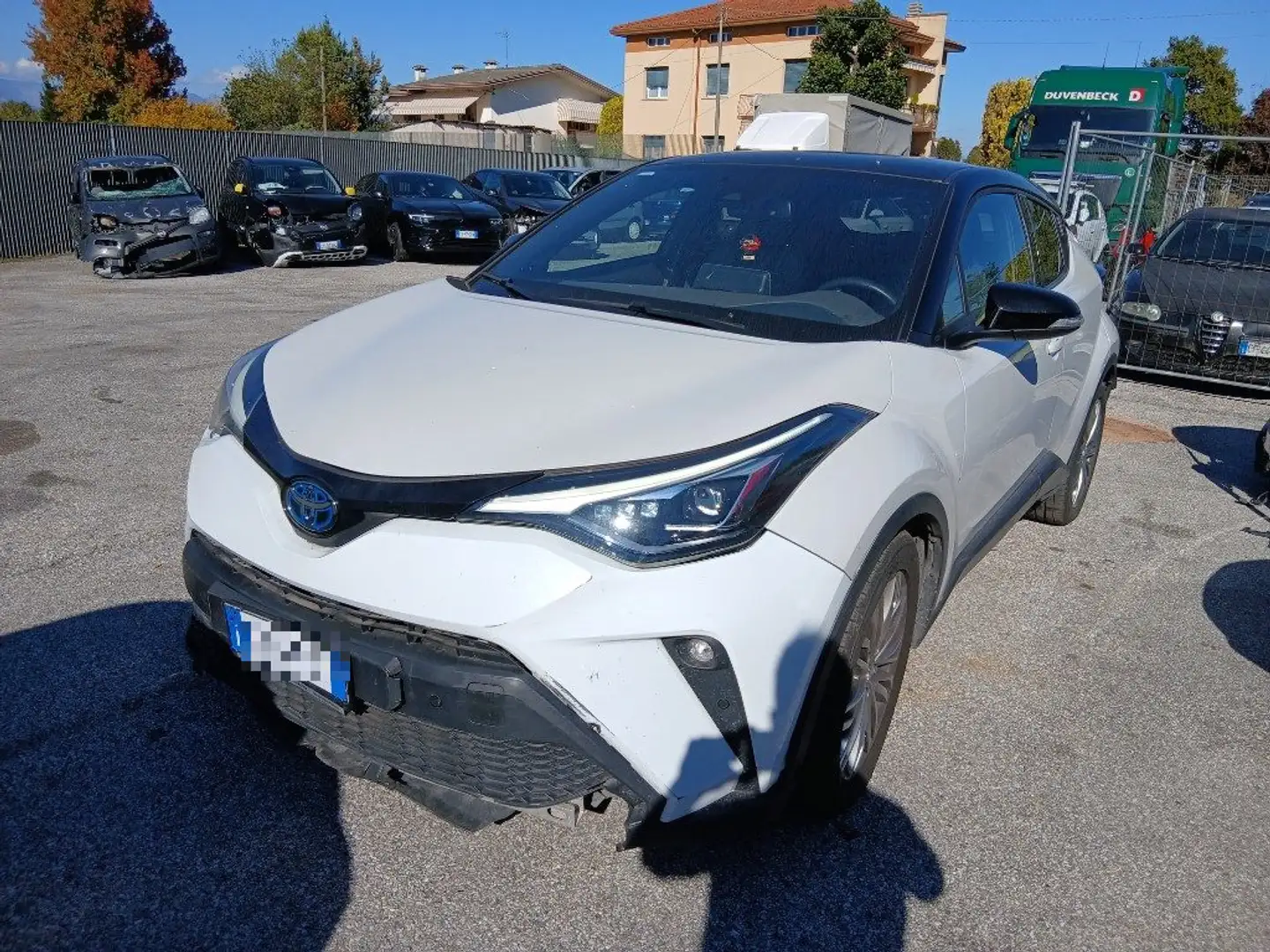 Toyota C-HR 2.0 Hybrid E-CVT Bianco - 2
