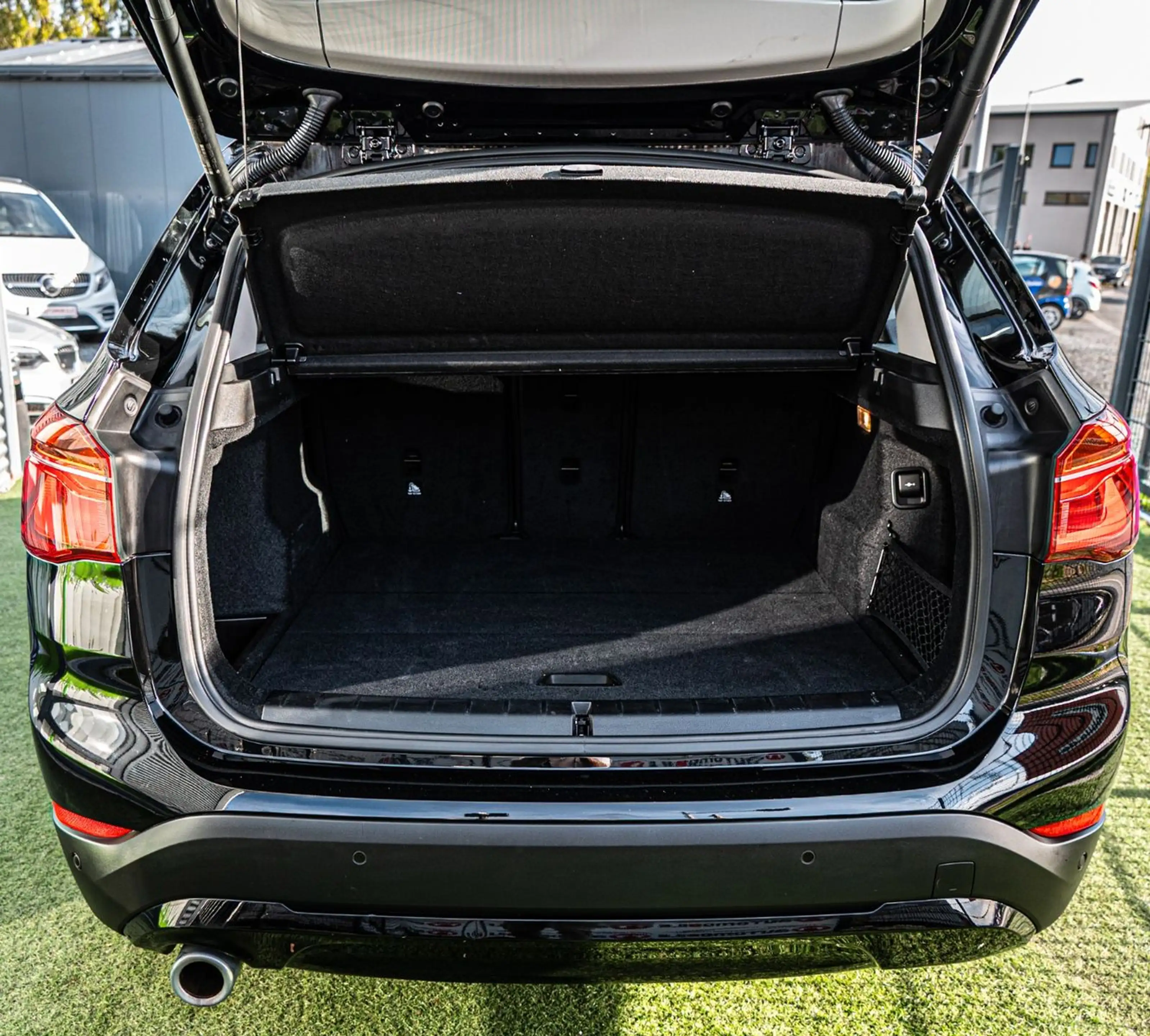 BMW X1 18i sDrive 1.HAND|PANO|NAVI|SHZ — photo 11