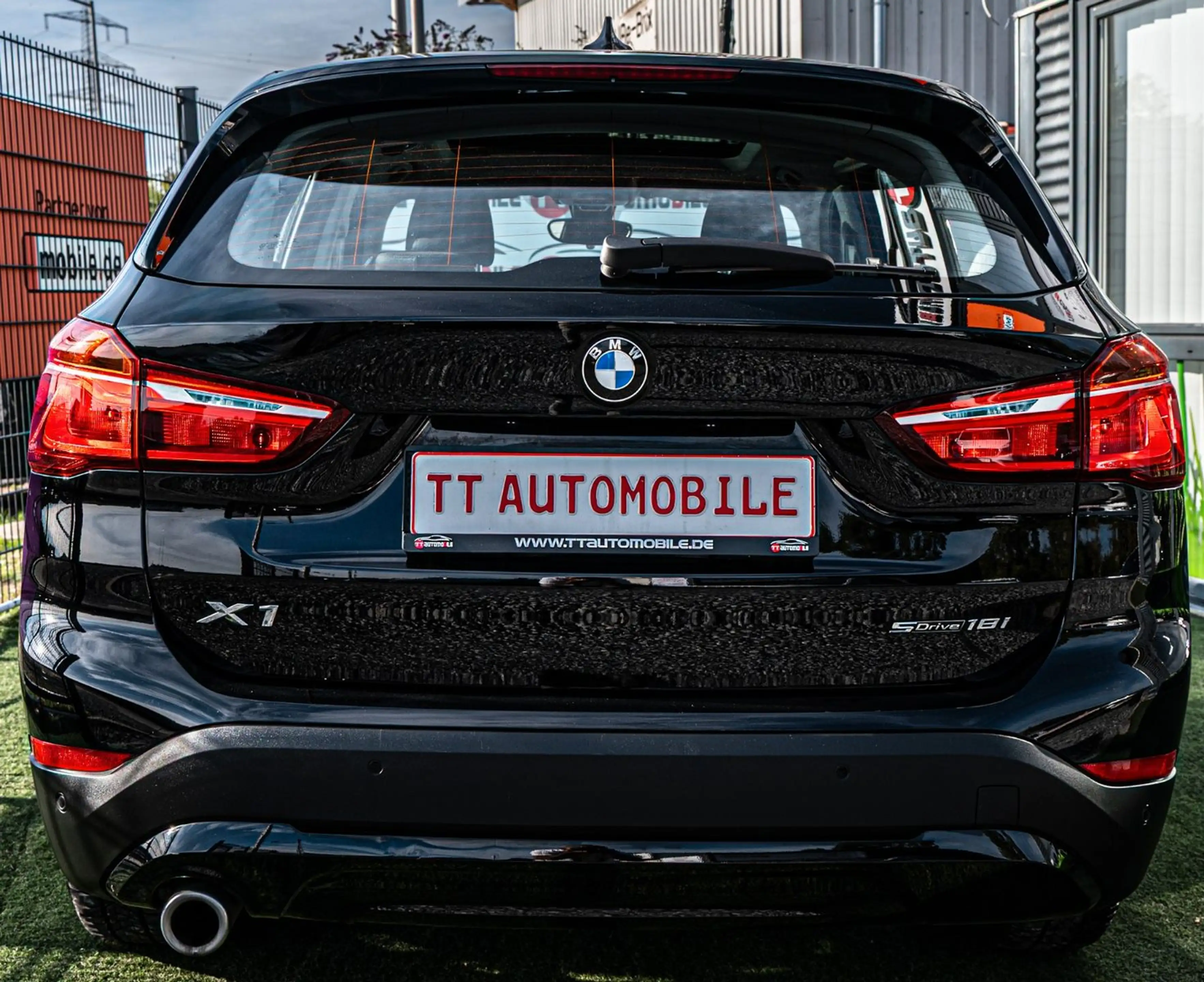 BMW X1 18i sDrive 1.HAND|PANO|NAVI|SHZ — photo 6