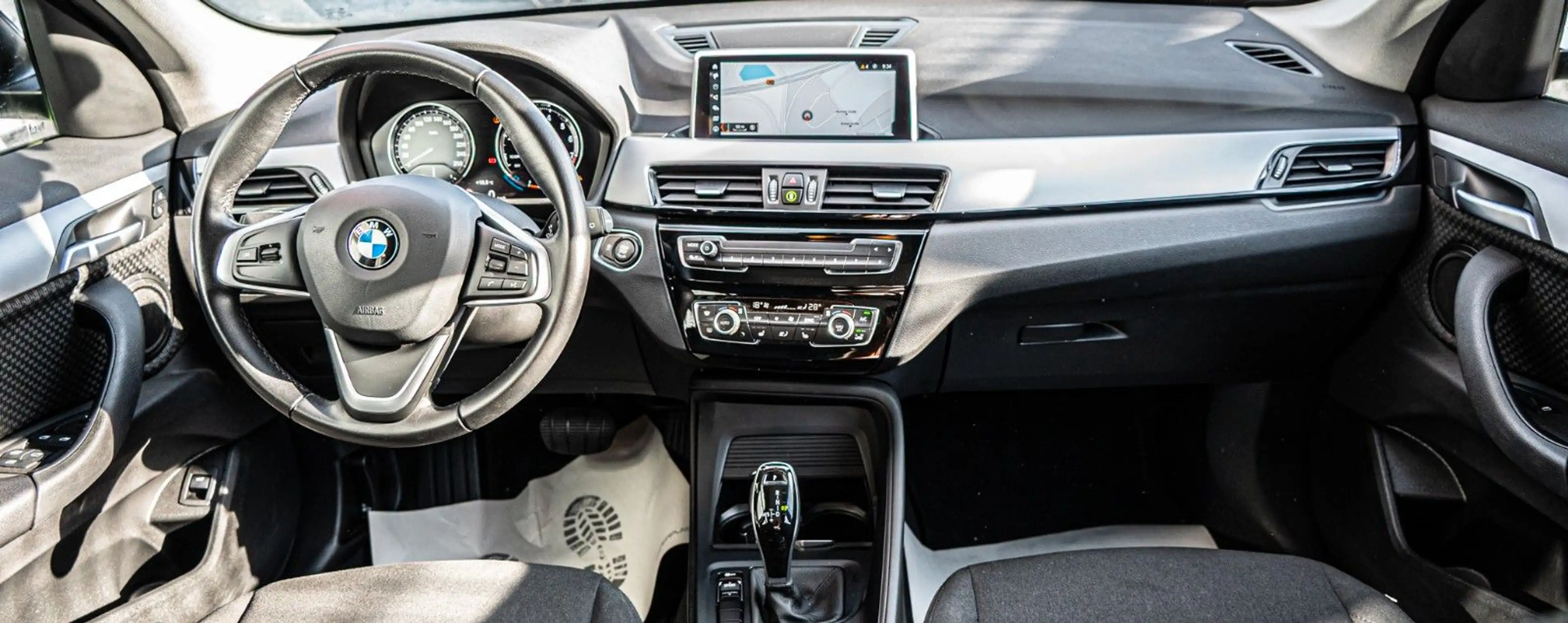 BMW X1 18i sDrive 1.HAND|PANO|NAVI|SHZ — photo 14