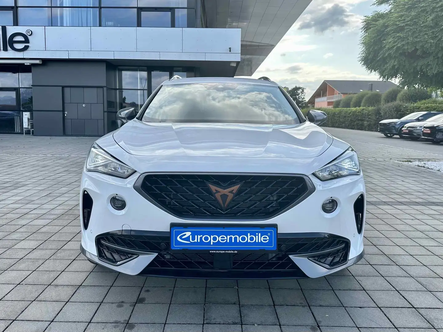 CUPRA Formentor (D1) 1.5 TSI 150 PS DSG 19" Full LED, NAVI, XL,... Blanc - 2
