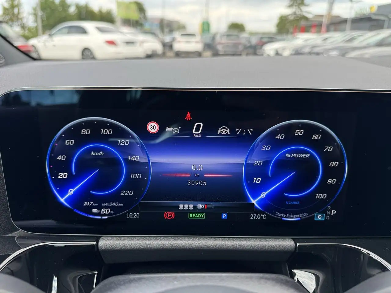 Mercedes-Benz EQA 250+ PROGR. NAVI+AHK+DISTR+LED+KAMERA+EASY-P, миниатюра 14