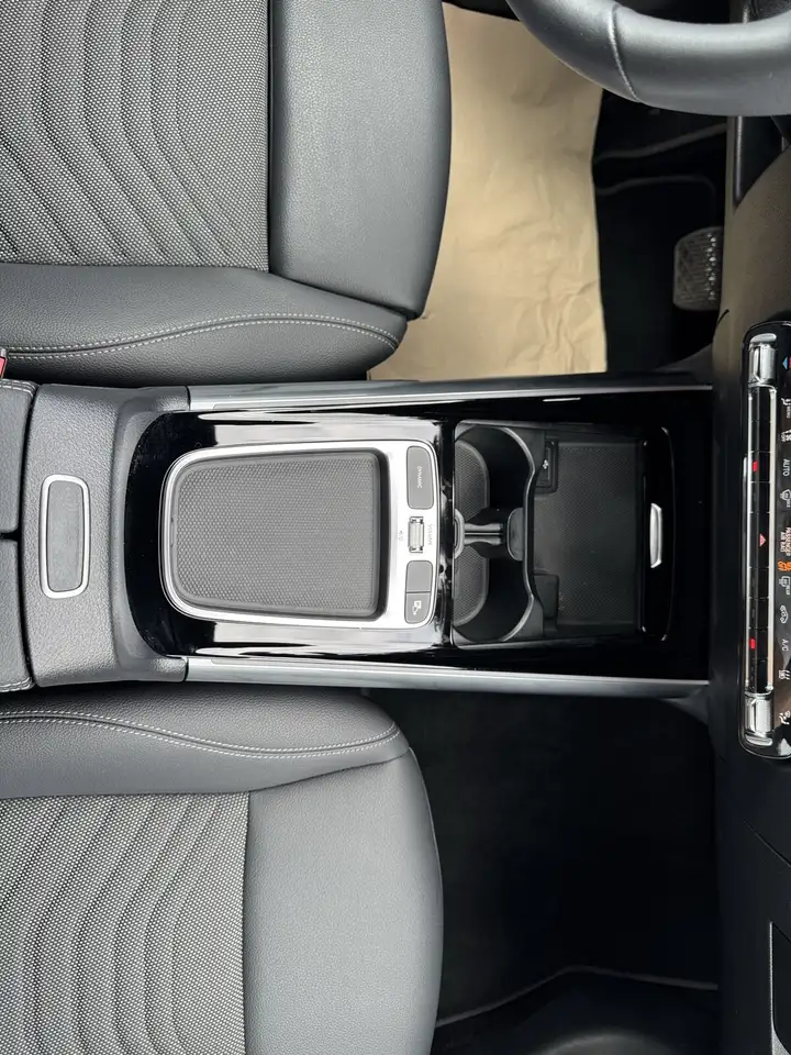 Mercedes-Benz EQA 250+ PROGR. NAVI+AHK+DISTR+LED+KAMERA+EASY-P, миниатюра 17
