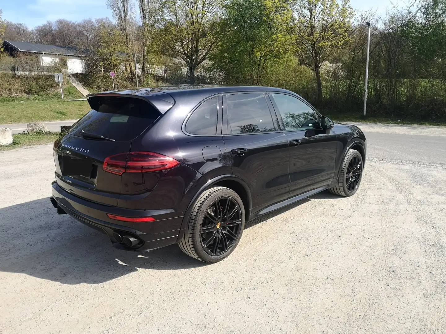Porsche Cayenne S Diesel Platinum Edition Schwarz - 2