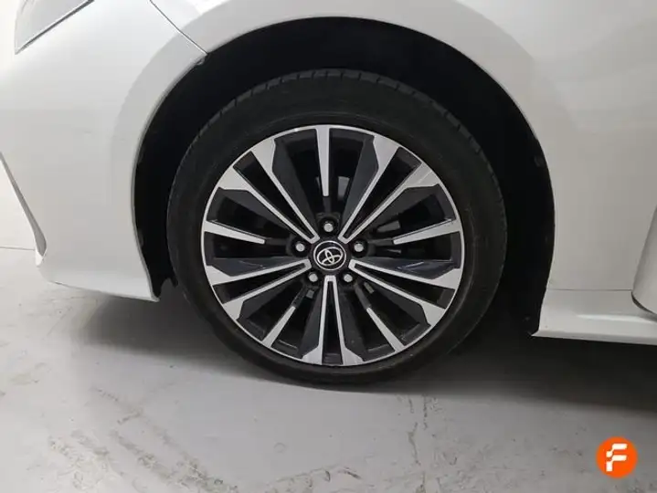 Toyota Auris 2025, foto 11