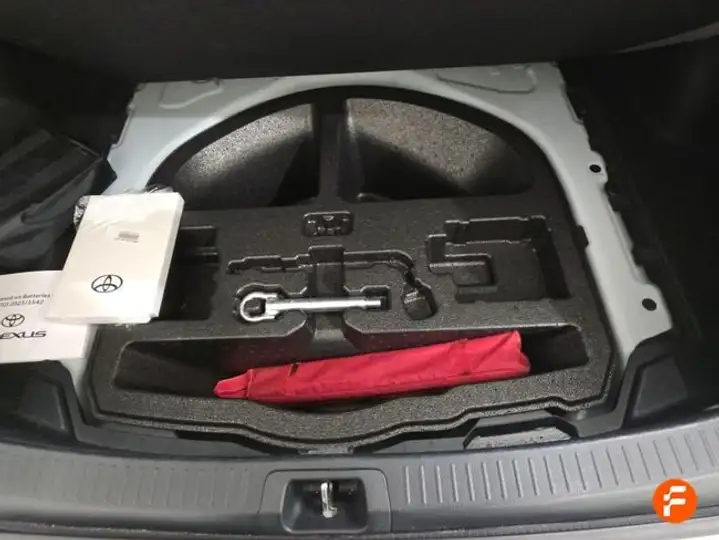 Toyota Auris 2025, foto 26