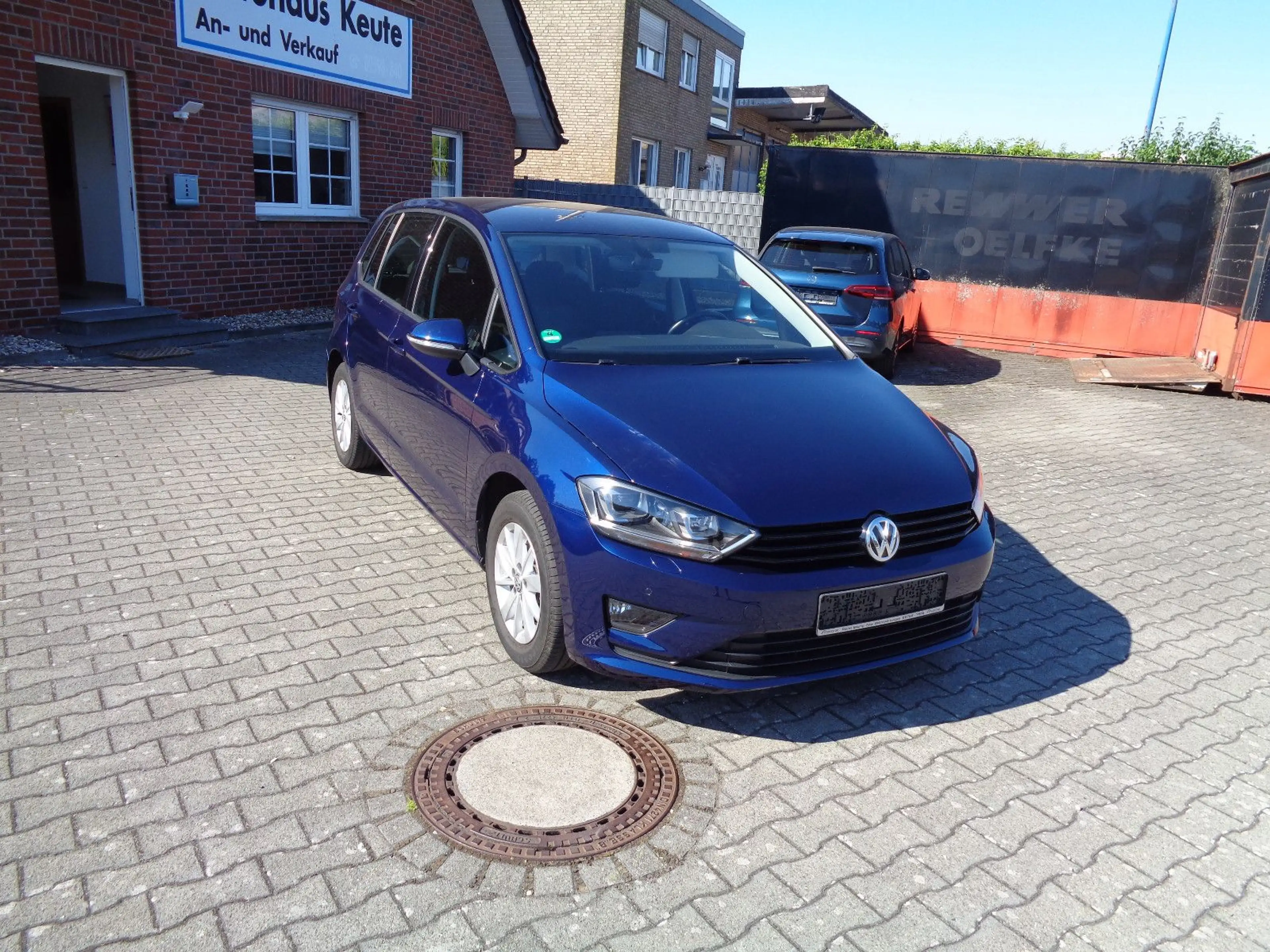Volkswagen Golf Sportsvan LED, PTS, KLima, LM 8fach, Met., — photo 2