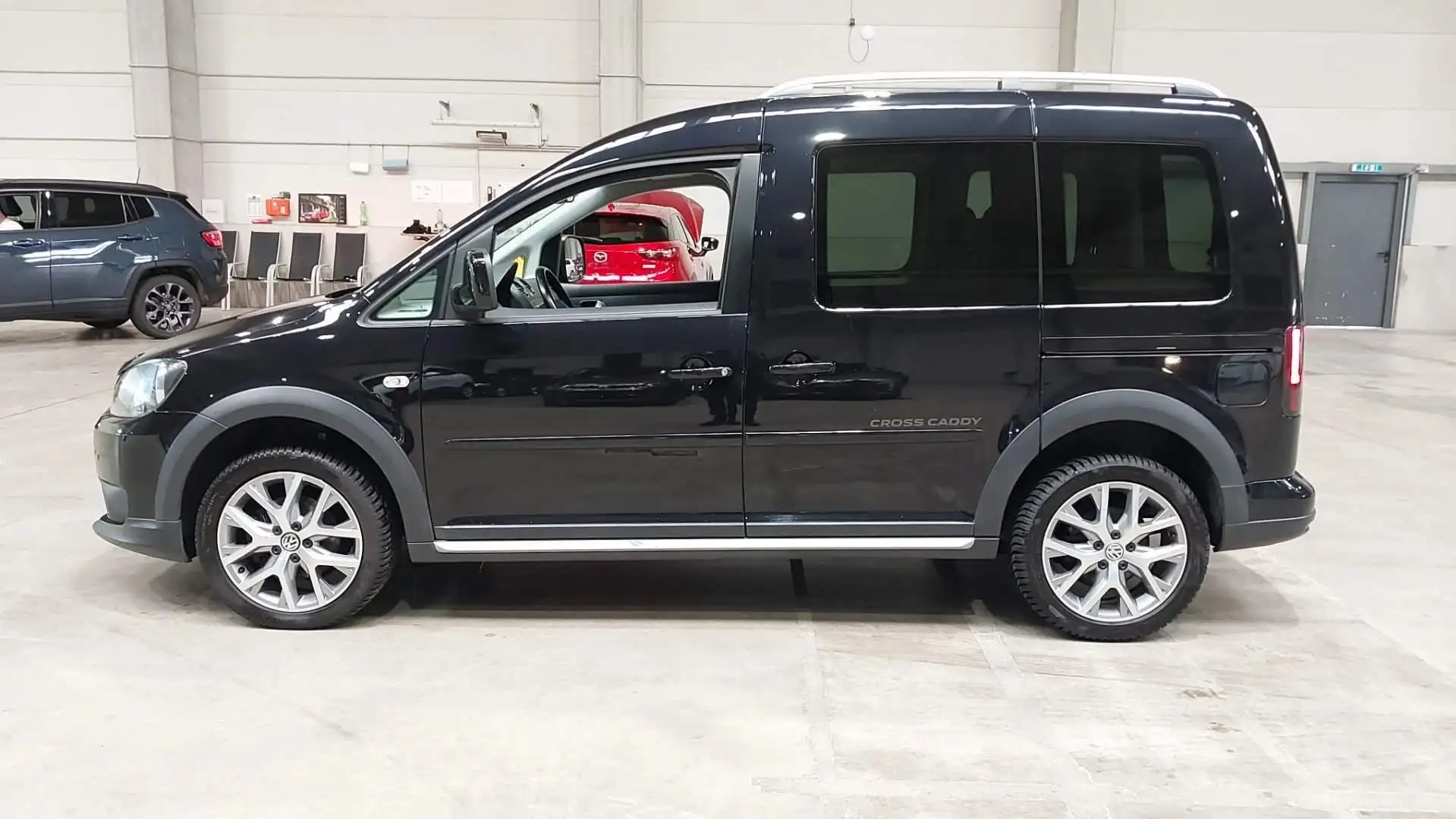 Volkswagen Caddy Cross Caddy BMT Camper AHK  Navi Standheizung Schwarz - 1