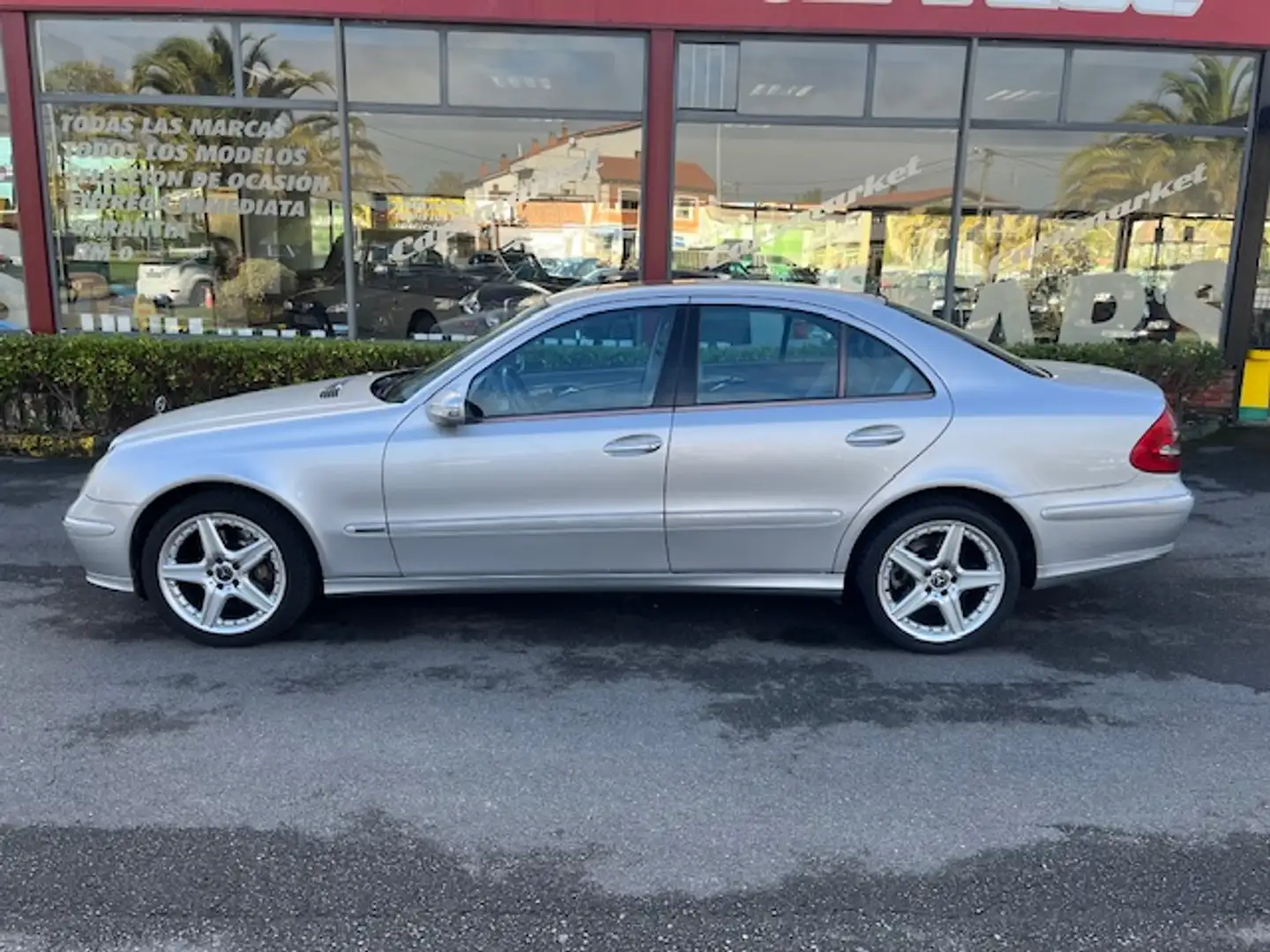 Mercedes-Benz E 320 CDI Gris - 2