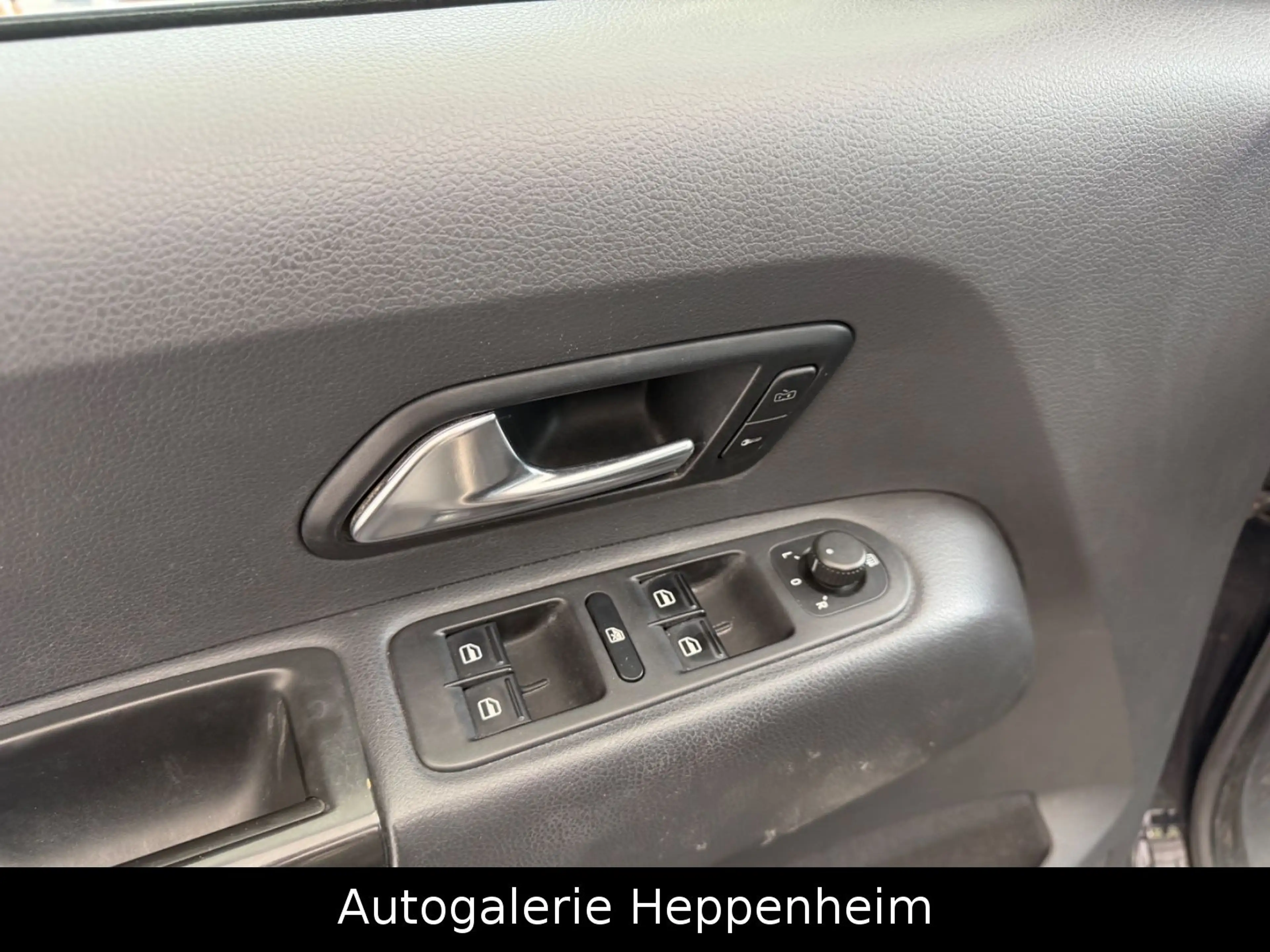 Volkswagen Amarok Highline DoubleCab 4Motion — photo 13