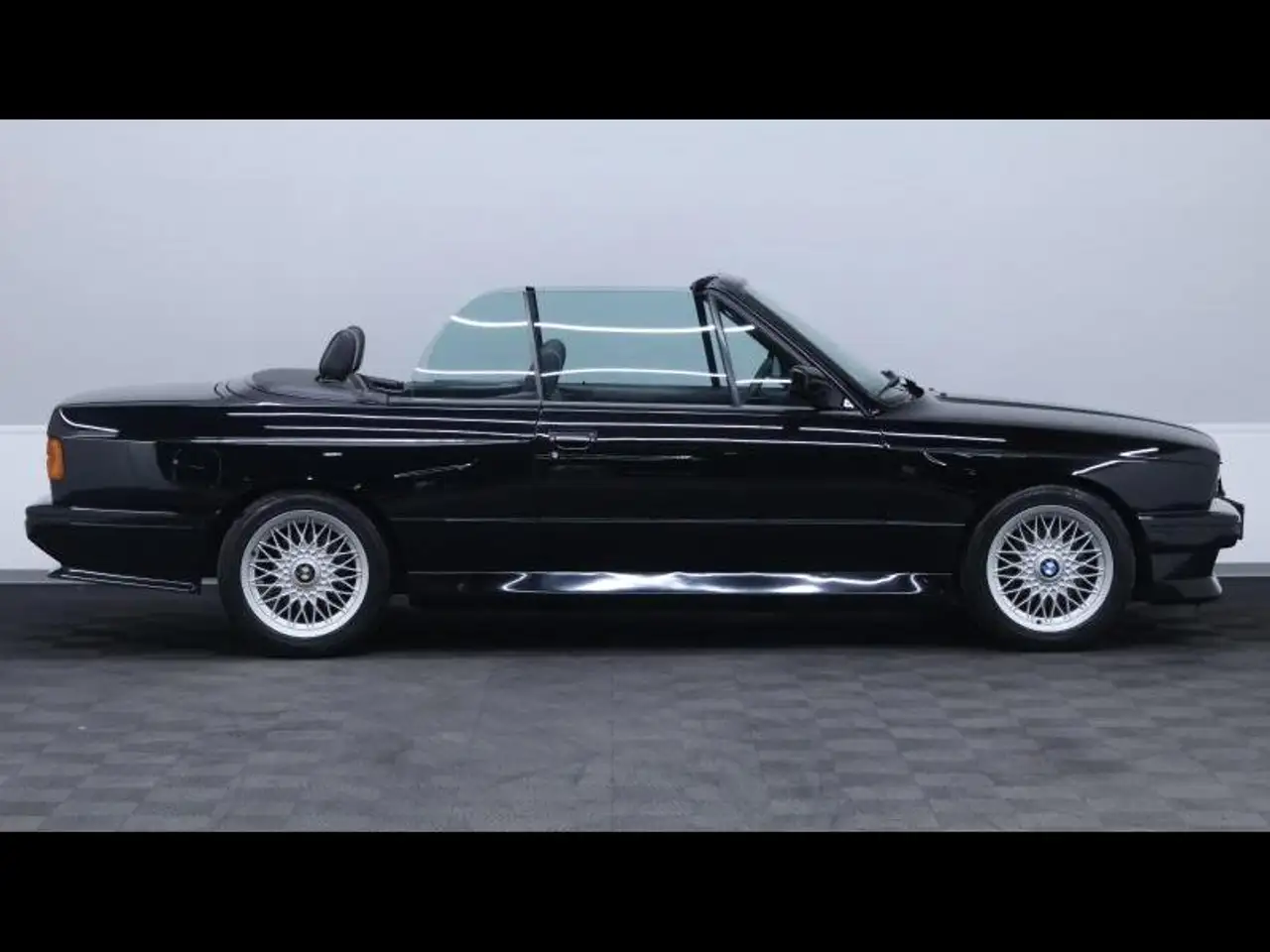 BMW M3 E30 Cabrio 2.3 215ch *matching number*, foto 4