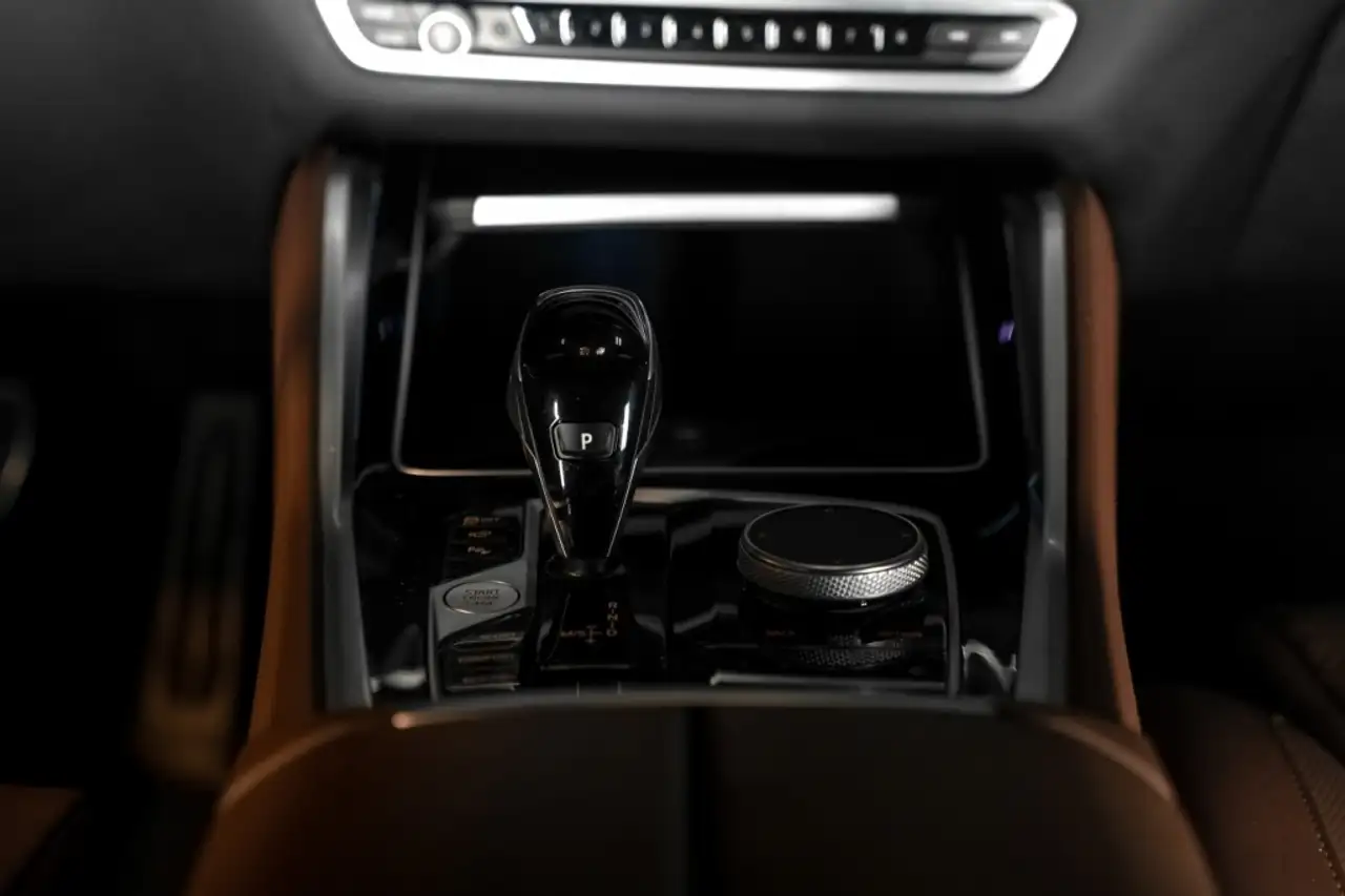BMW X6 снимка BMW X6