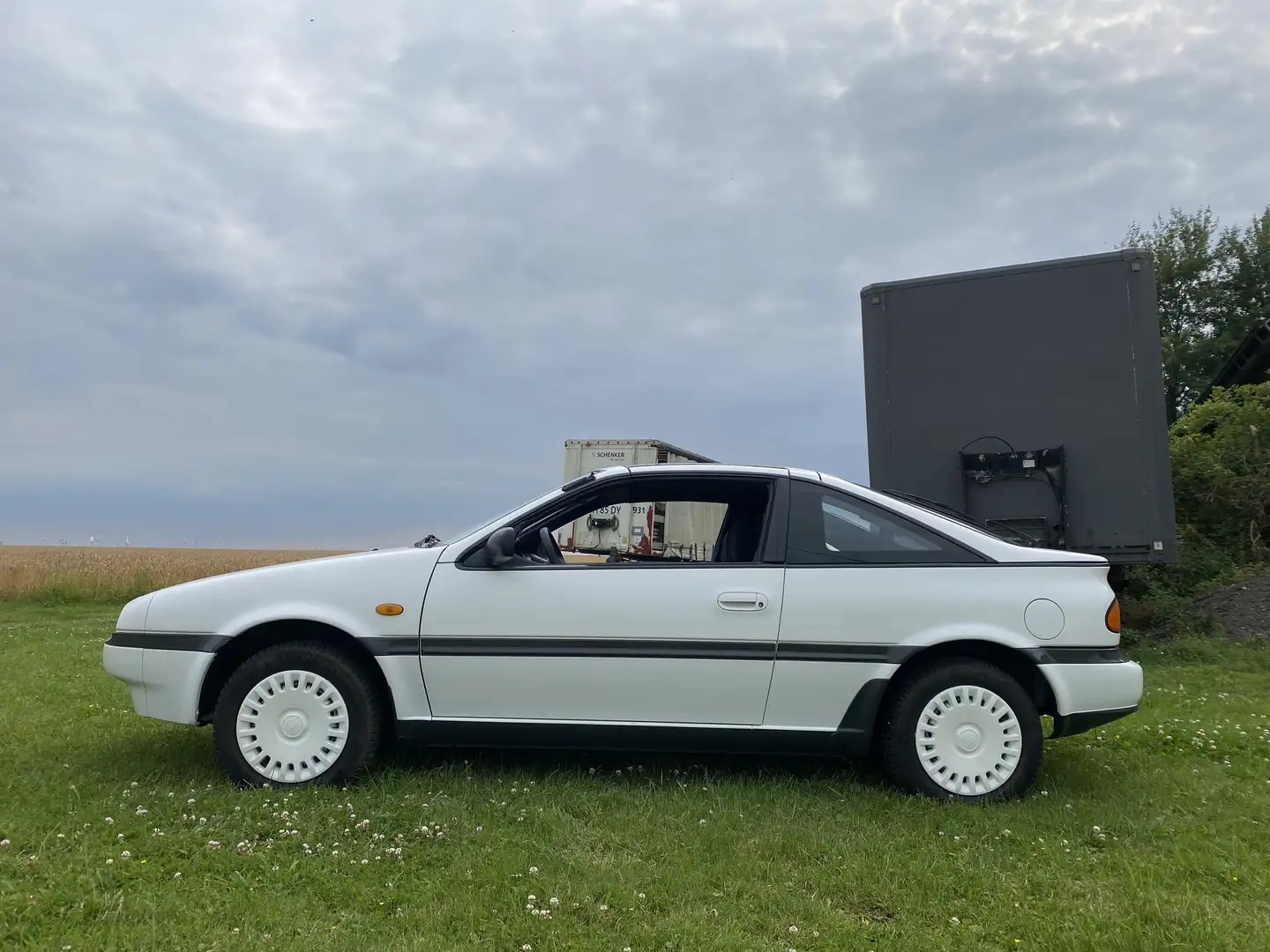 Nissan 100 NX 1. Hand / Scheckheft / ROSTFREI - 1