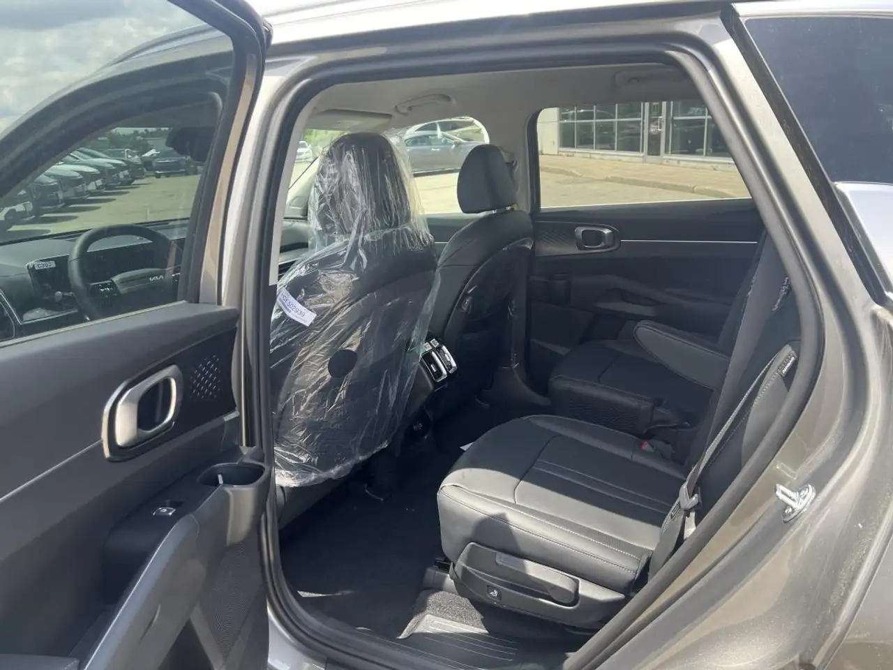 Kia Sorento photo Kia Sorento