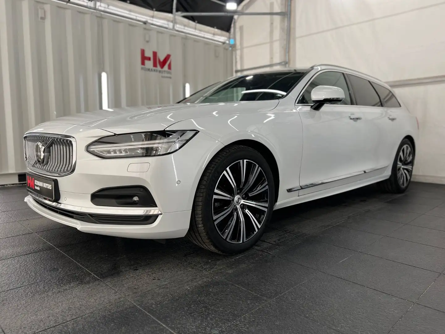 Volvo V90 Kombi Inscription Mild-Hybrid/LED/ACC/Bluet. Белый - 1