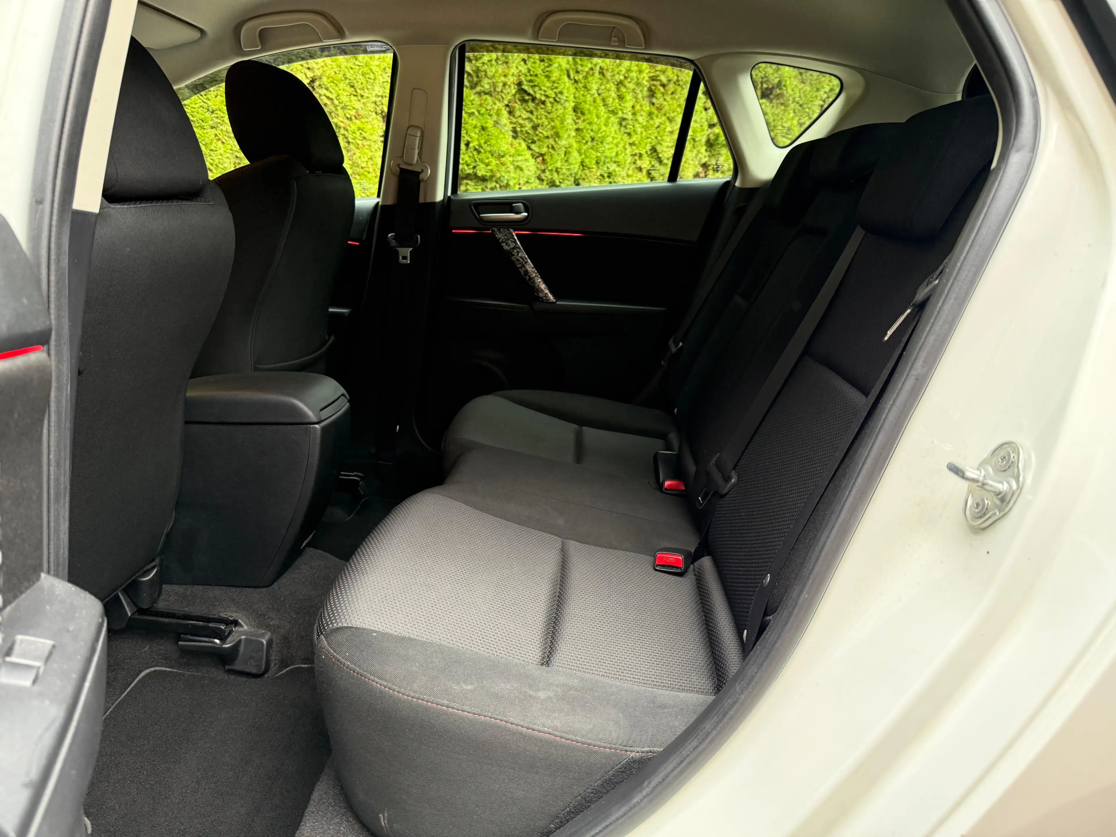 Mazda 3 2.0 Kenko Sport-Line NAV+SHZ+MAPS+AHK+AMBI+PDC — photo 9