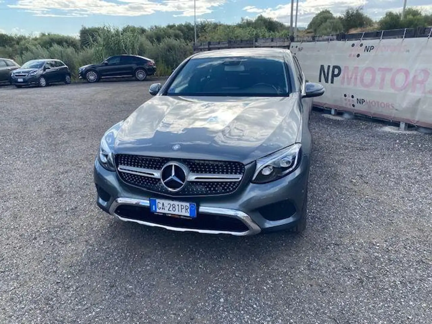 Mercedes-Benz GLC 220 d 4Matic Sport Gris - 2