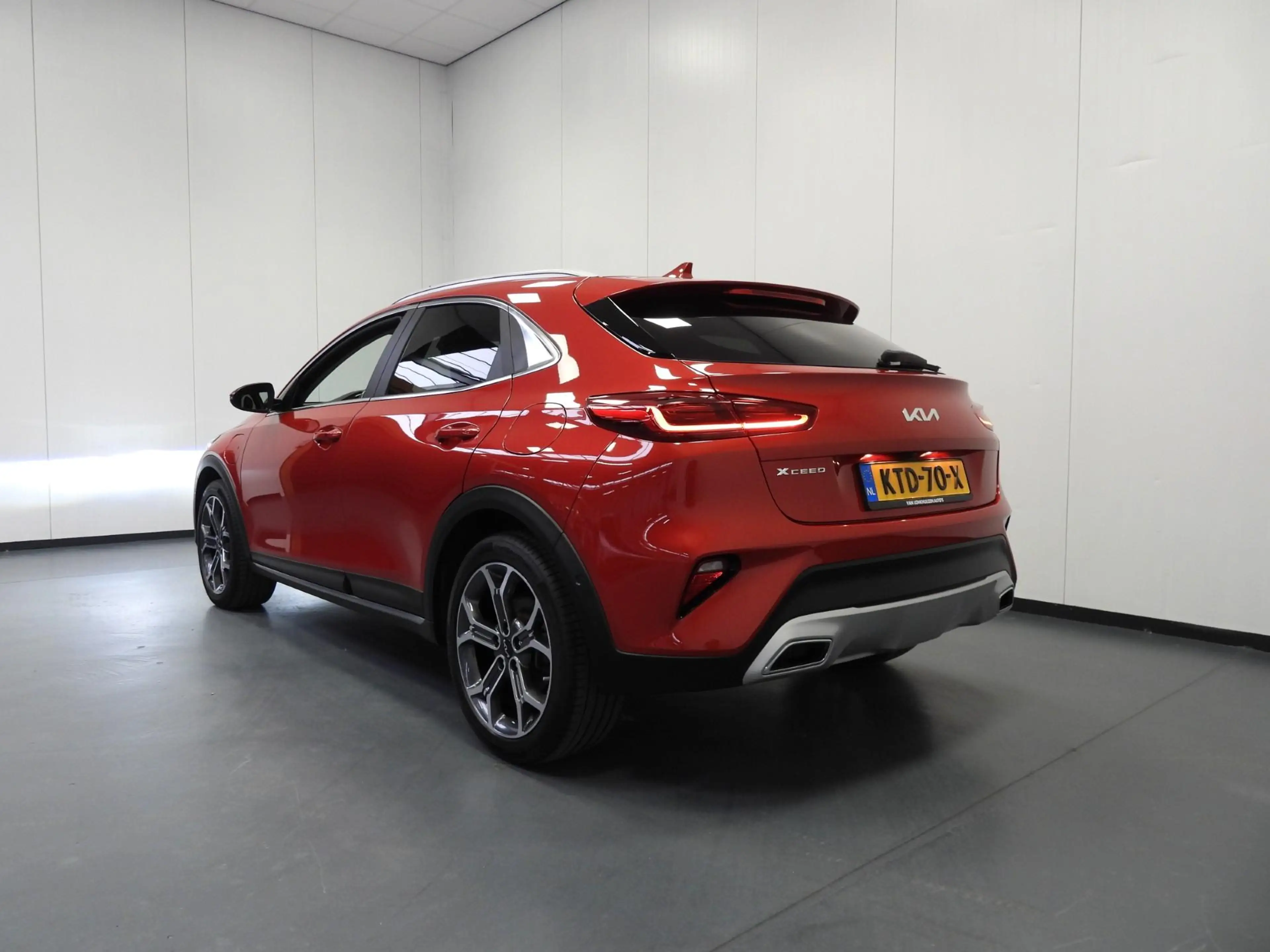 Kia XCeed 1.6 GDi PHEV Plug-In ExecutiveLine LEER/MEMORY/LED — photo 3
