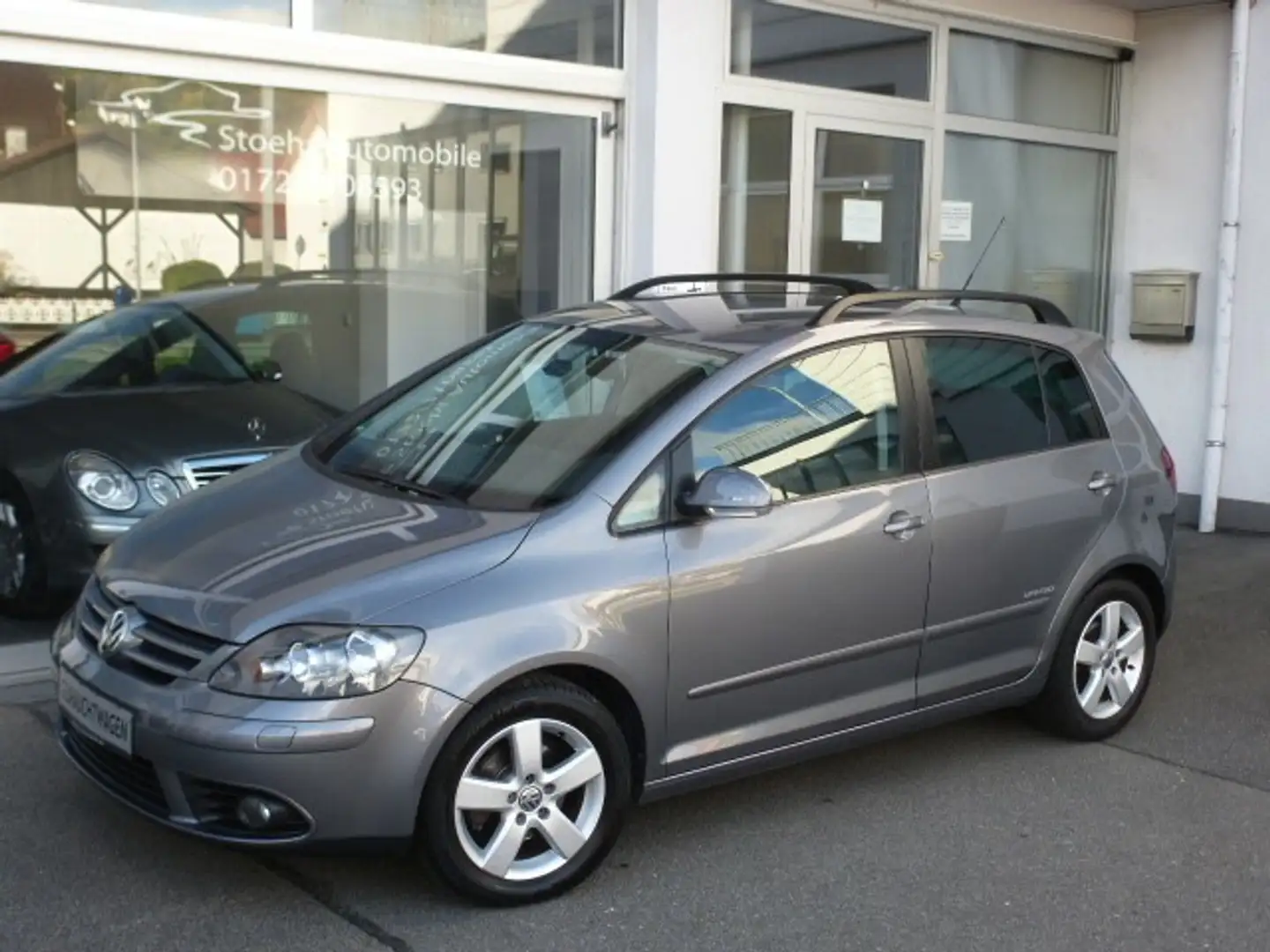 Volkswagen Golf Plus UNITED 1,6 AUTOMATIK PDC KLIMA Grau - 1