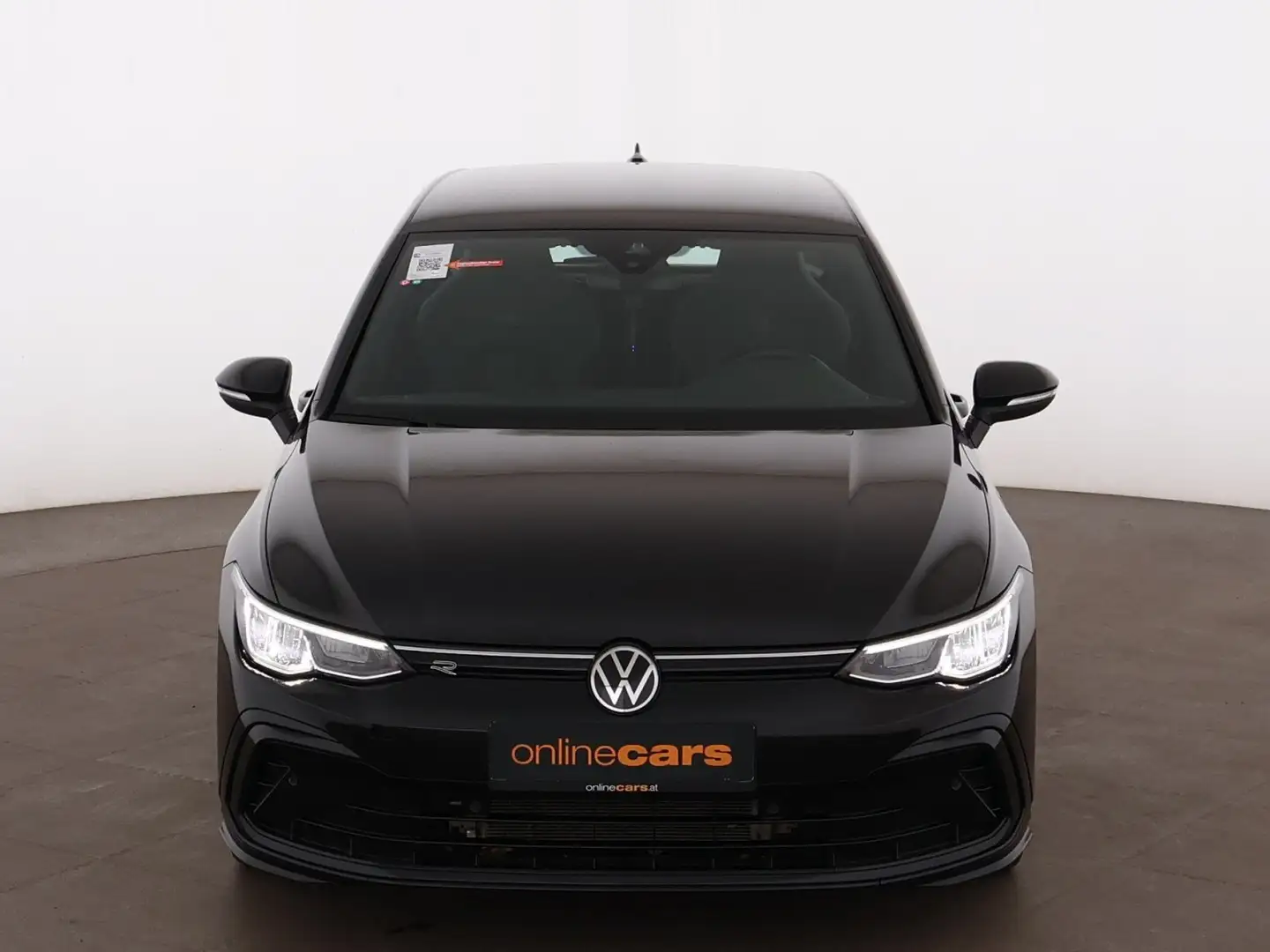 Volkswagen Golf VIII 1.5 eTSI R-Line Aut LED R-CAM ASSIST Schwarz - 2