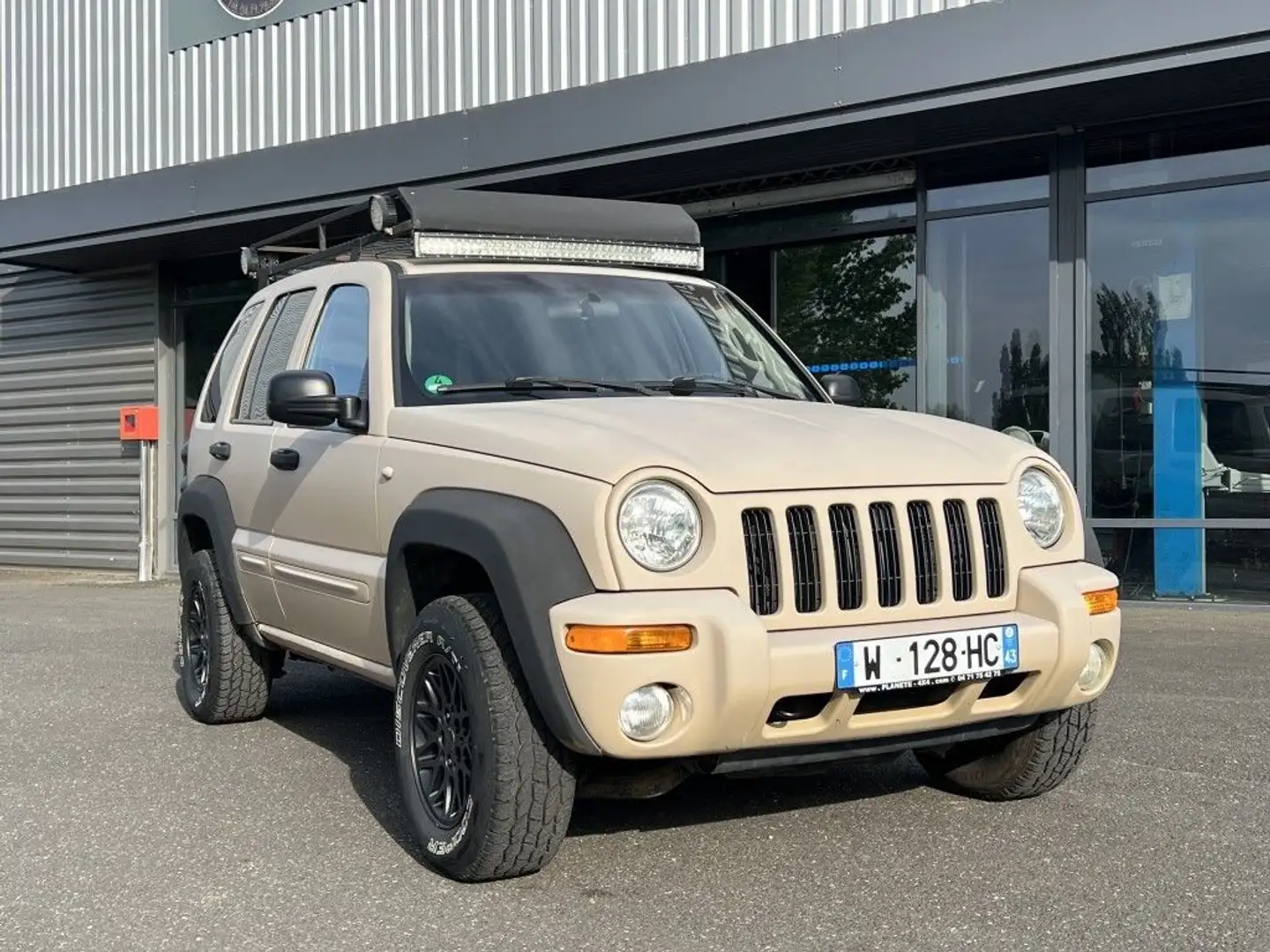 Jeep Cherokee 3.7 L V6 211 CV Boite Auto Limited Beige - 2