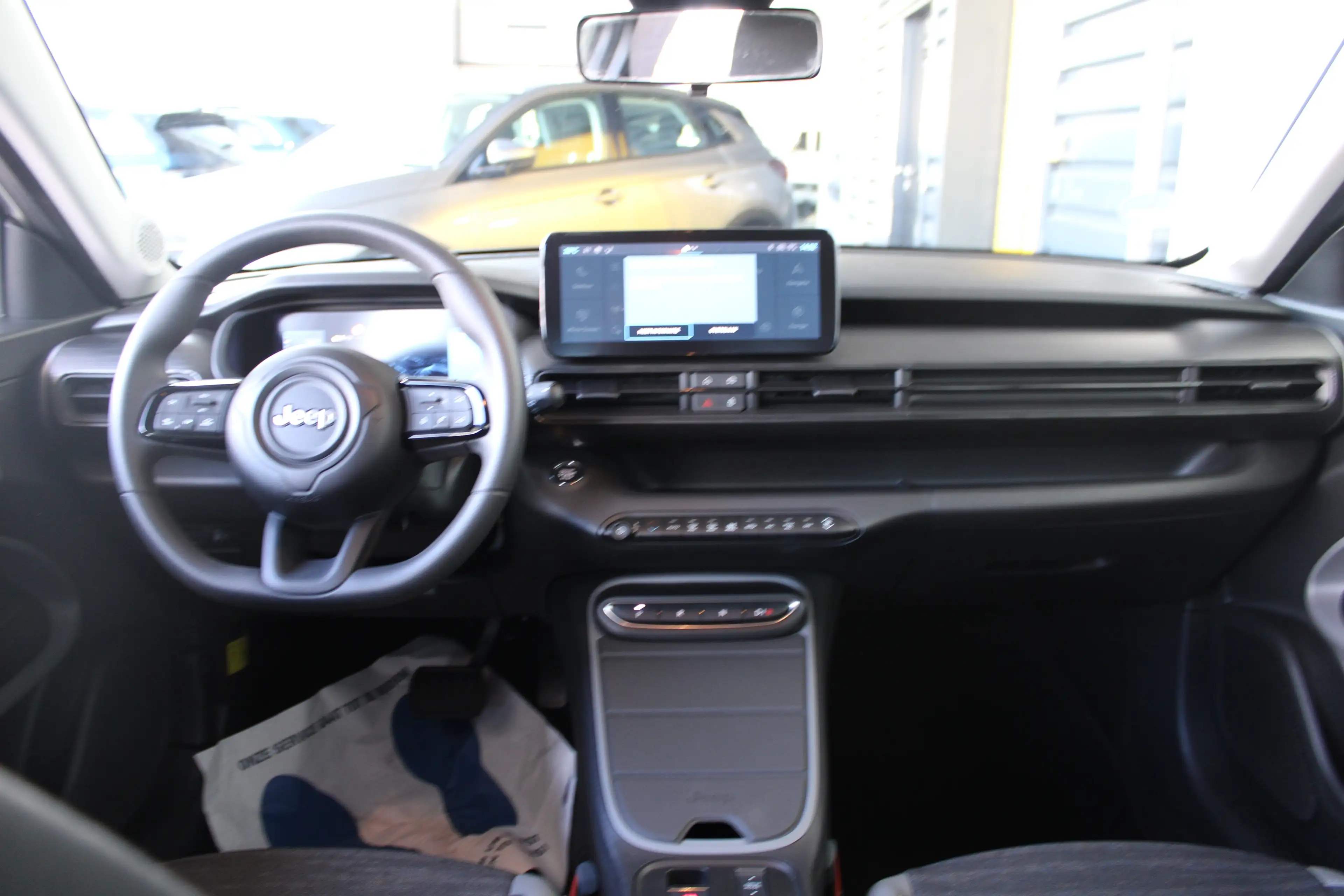 Jeep Avenger Longitude 54 kWh | SOH 95% | Keyless entry | Navig — photo 14