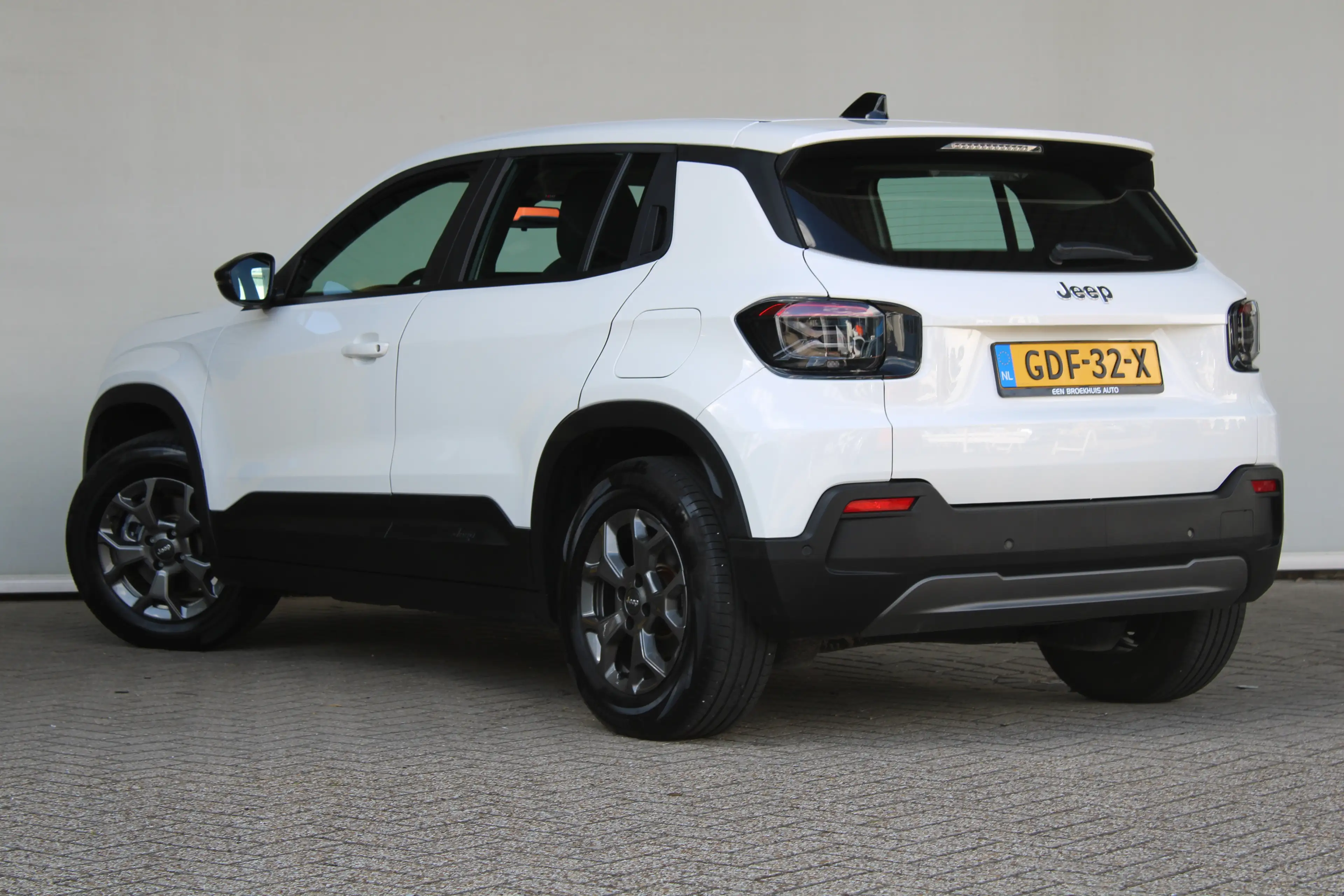 Jeep Avenger Longitude 54 kWh | SOH 95% | Keyless entry | Navig — photo 8