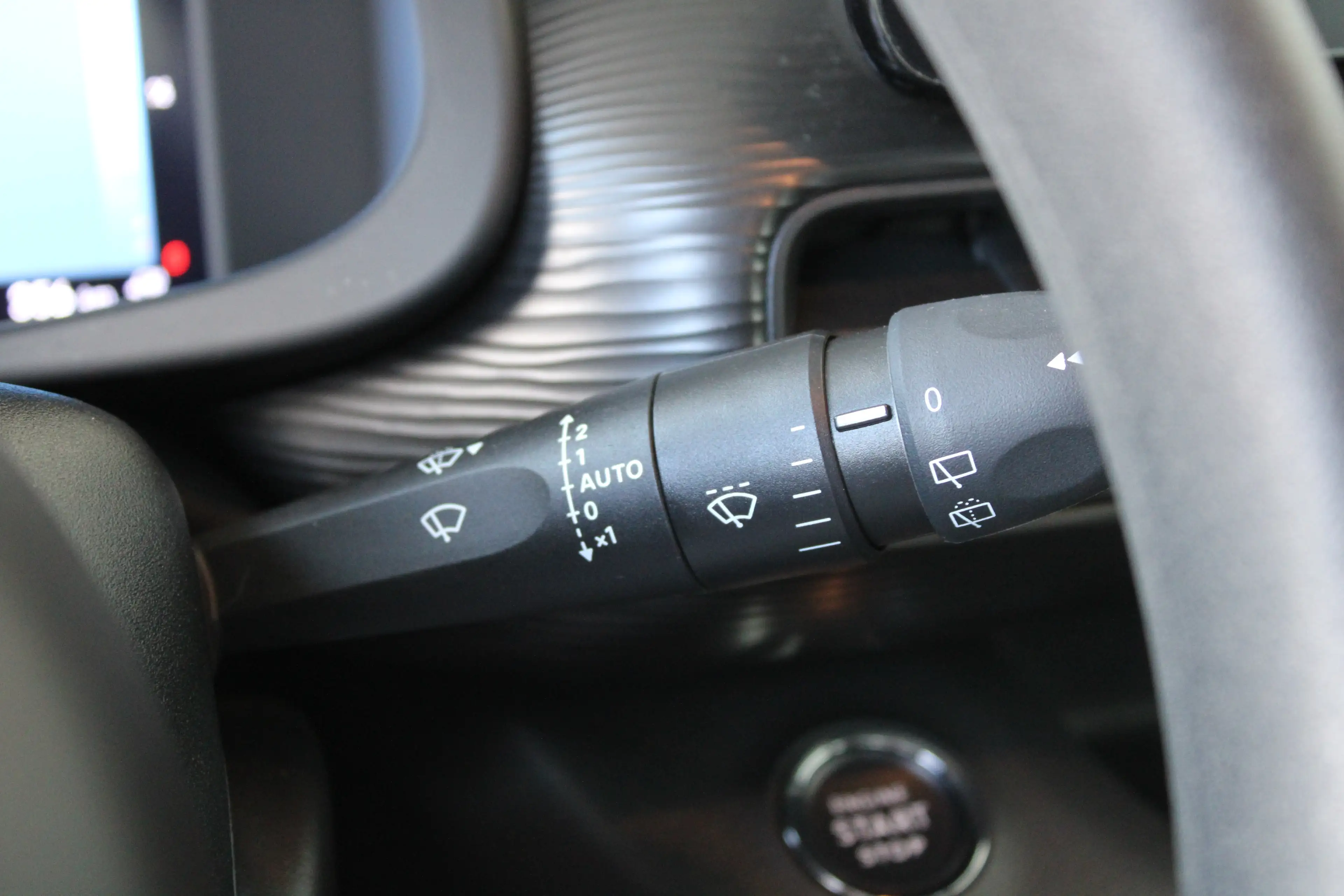 Jeep Avenger Longitude 54 kWh | SOH 95% | Keyless entry | Navig — photo 21