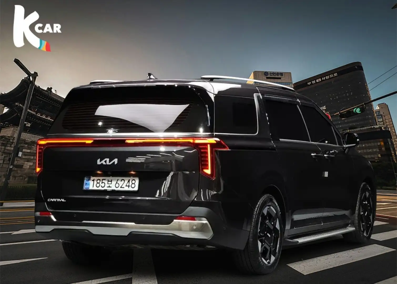 Kia Carnival 1.6 Hybrid Noblesse 9-Sitzer - Koreaimport Schwarz - 2