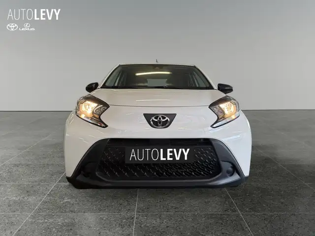 Toyota Aygo X view 9