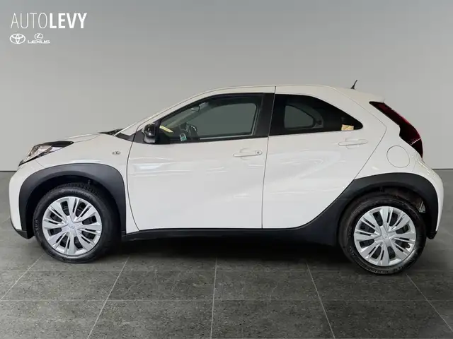 Toyota Aygo X view 3