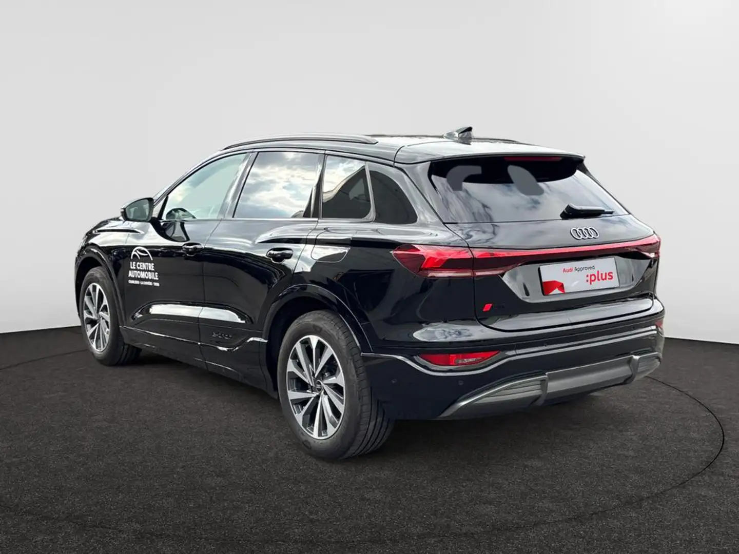 Audi Q6 e-tron e-tron Audi Q6 SUV S line e-tron performance 225,00 kW Noir - 2